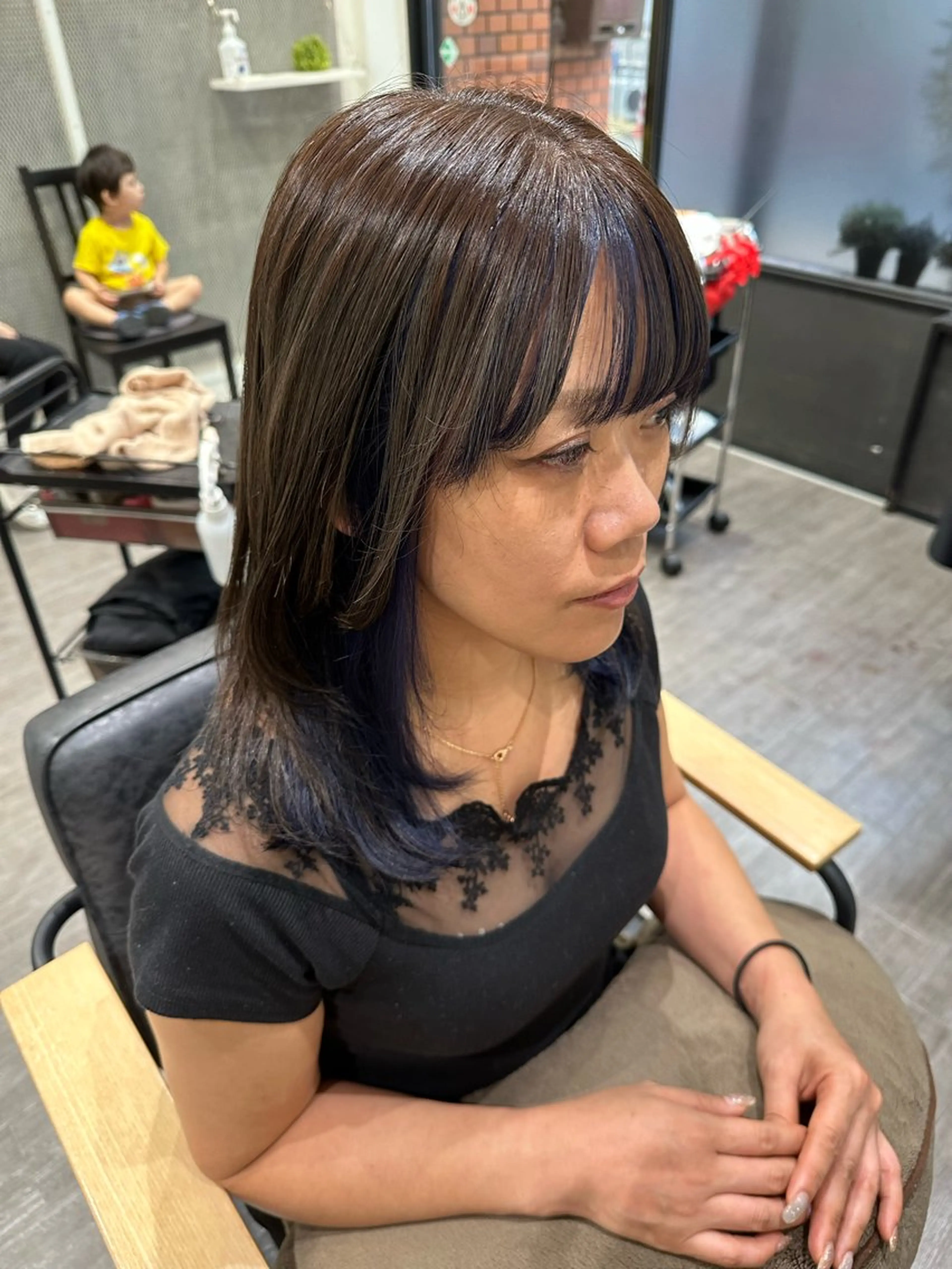 ミディアム カラー ブルーカラー ネイビーカラー 艶髪レイヤー上田 紗也🇰🇷💗のヘアスタイル