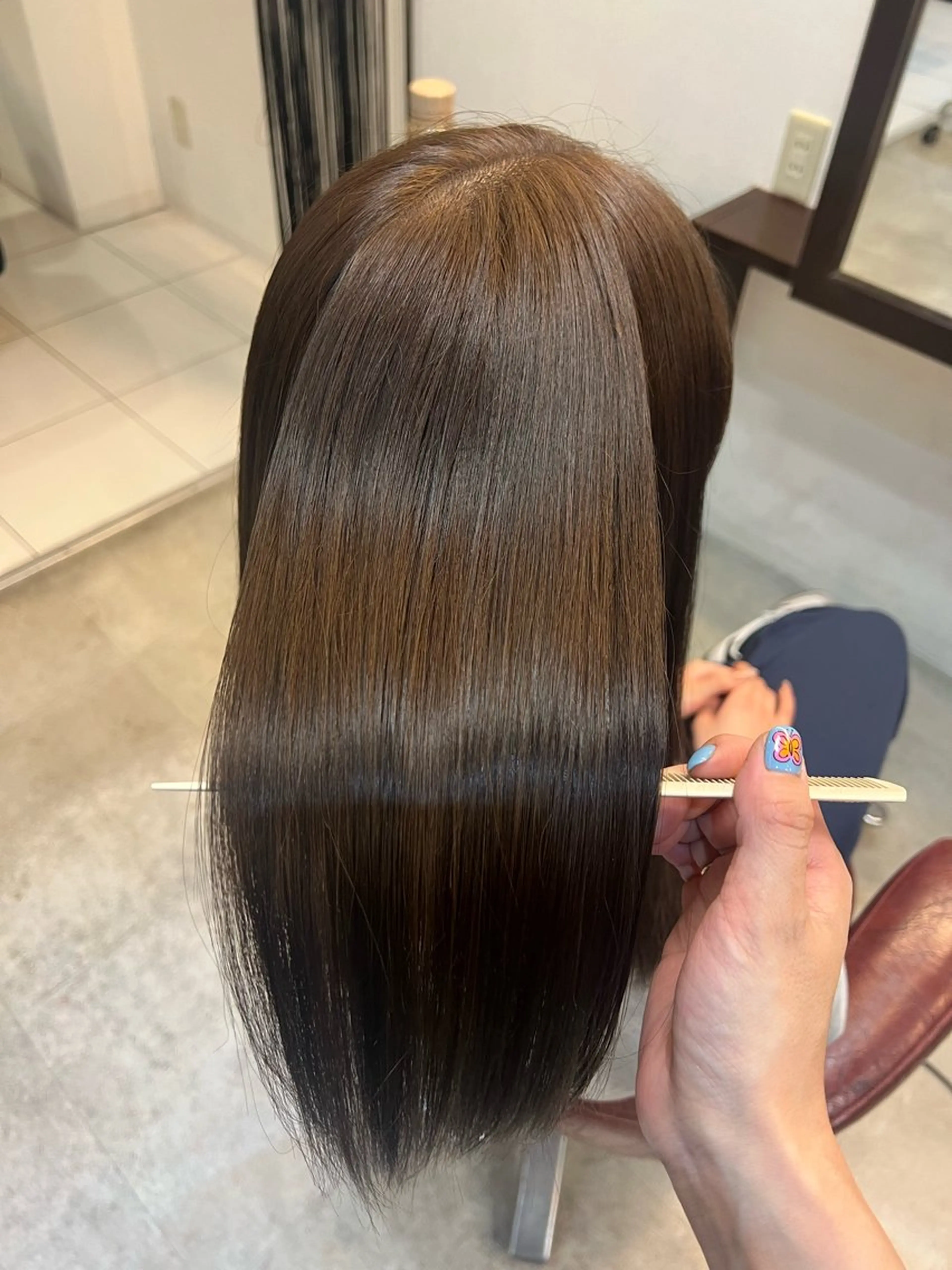 セミロング カラー ブラウンカラー ナチュラルブラウン 吉岡 なみのヘアスタイル