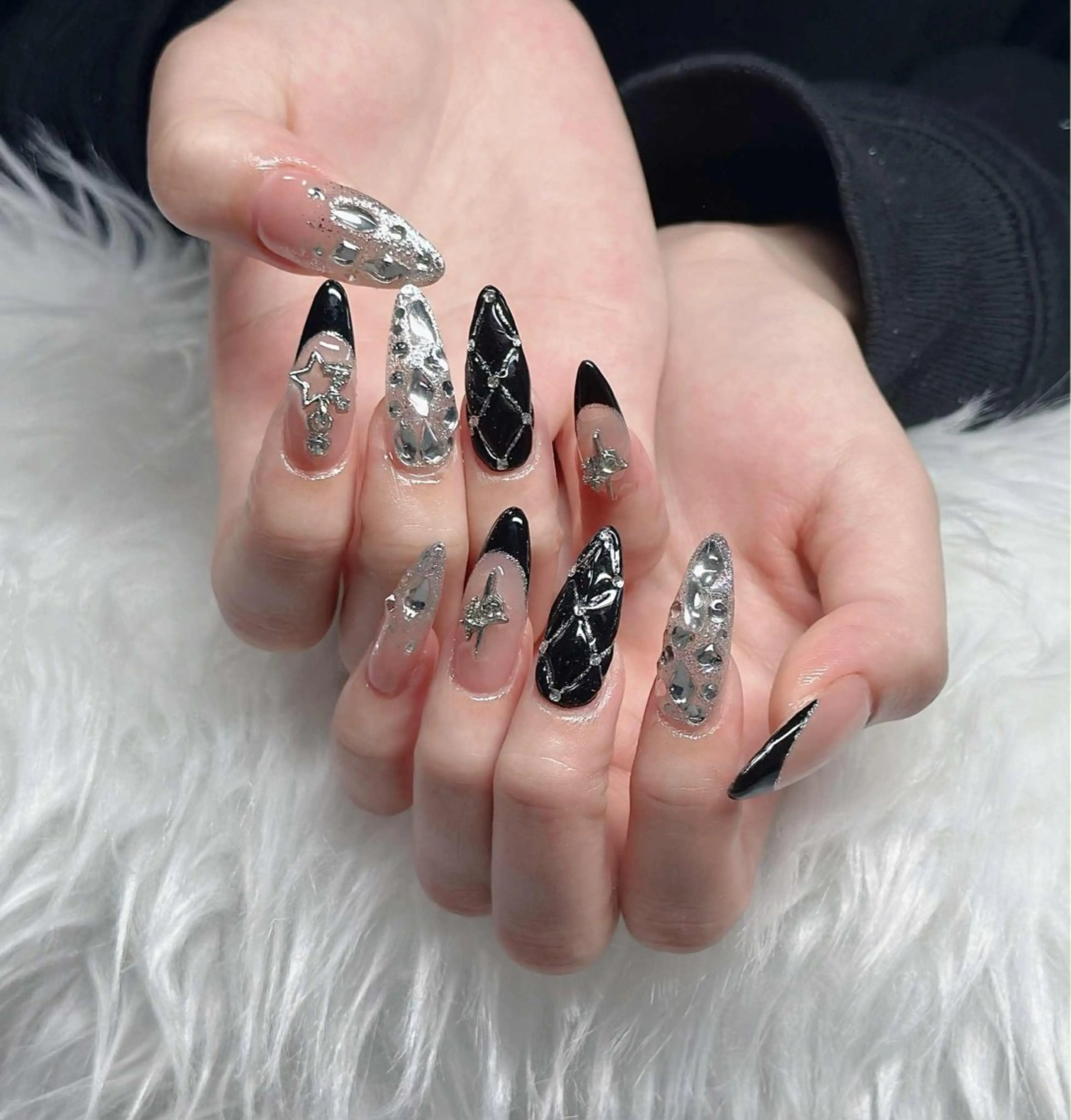 ネイル フレンチネイル ジェルネイル ハロウィン 韓国ネイル マグネットネイル ハンドネイル Hbaby nailのネイルデザイン
