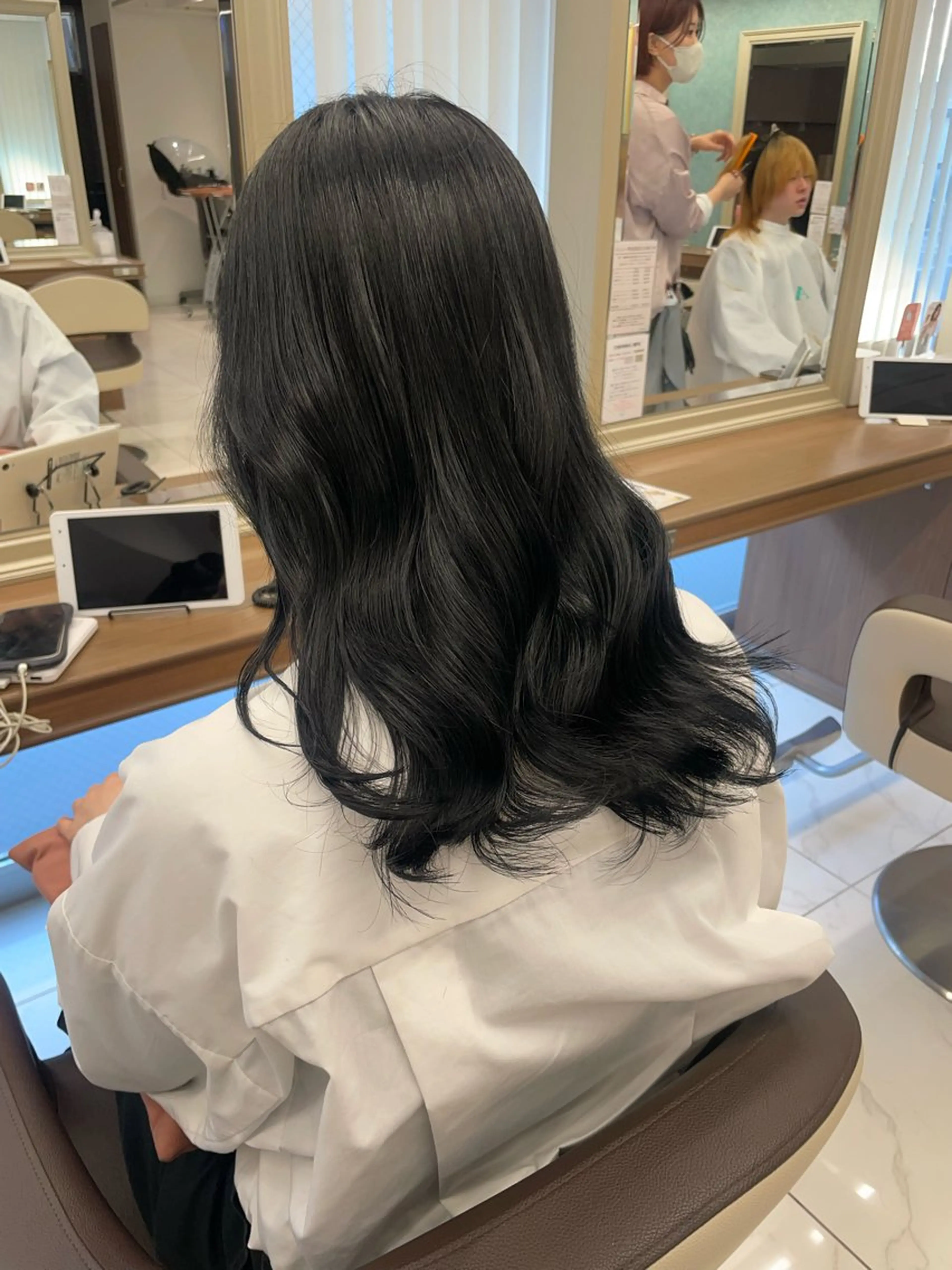 セミロング カラー ブルーカラー ブルーグレー トリートメント 店長福島成美/髪質 改善縮毛矯正/カラーのヘアスタイル