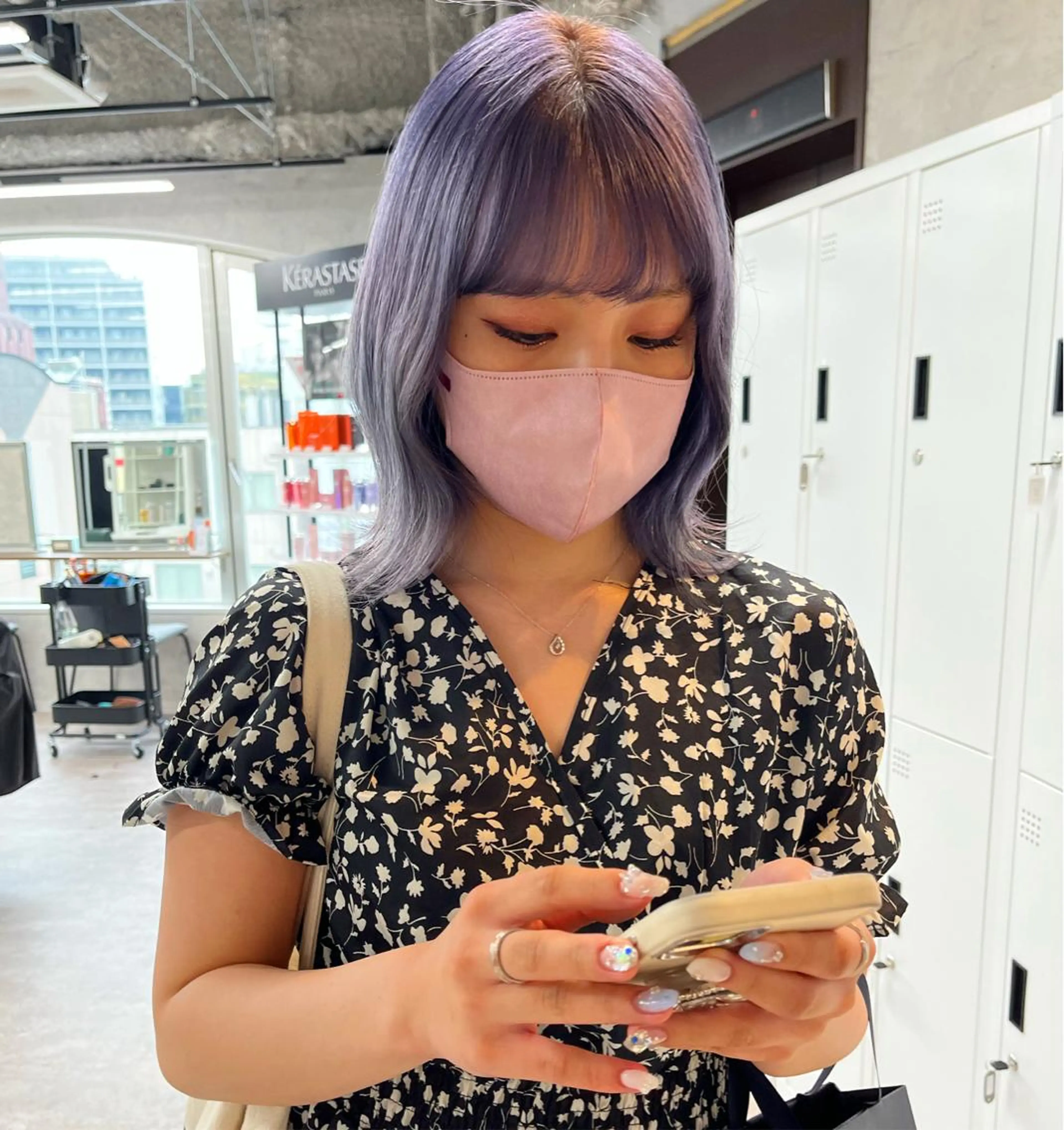 ミディアム カラー ハイトーン/レイヤー 💜Akaneのヘアスタイル