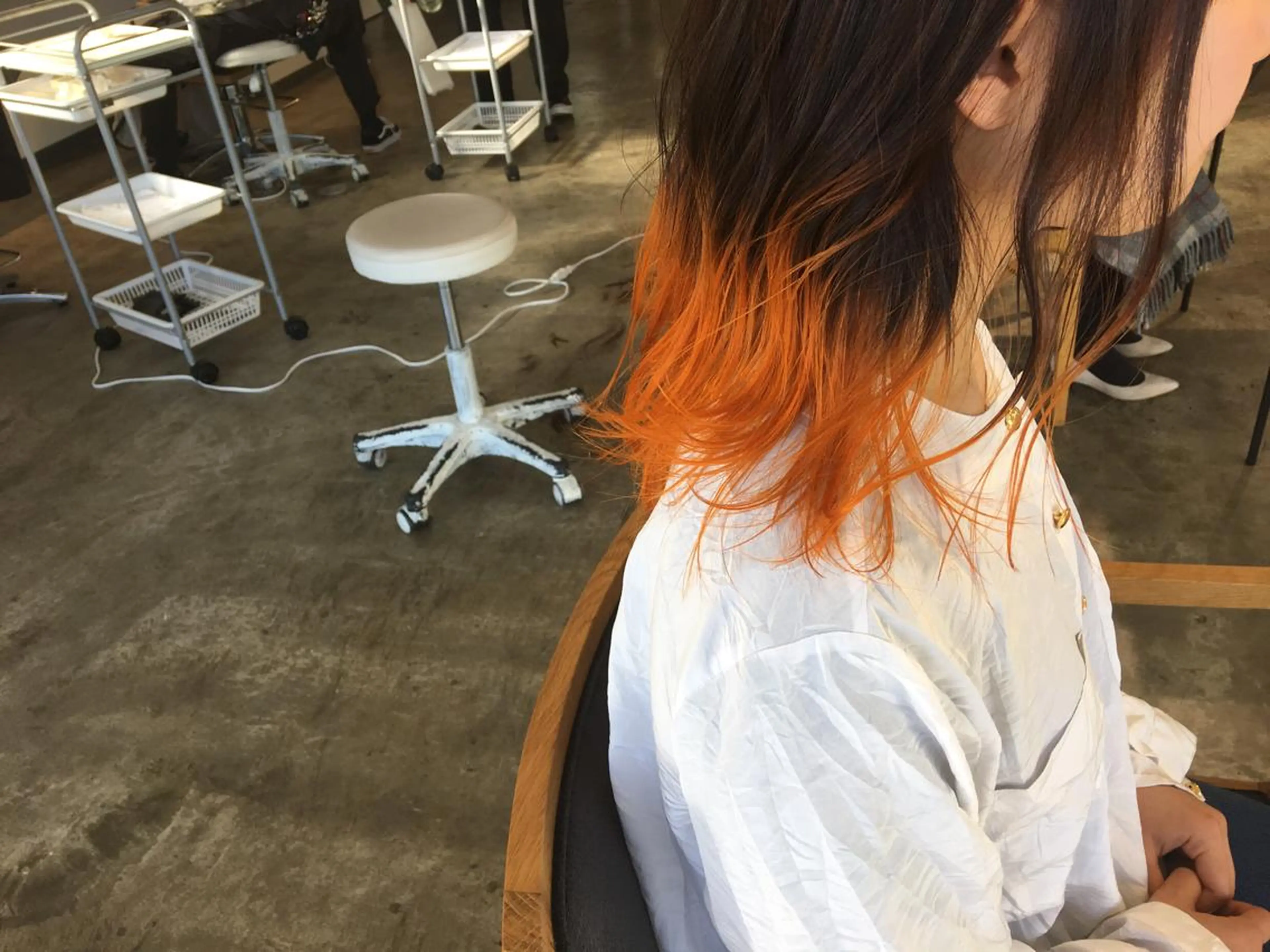 ミディアム etore 矢場町 南沙希のヘアスタイル