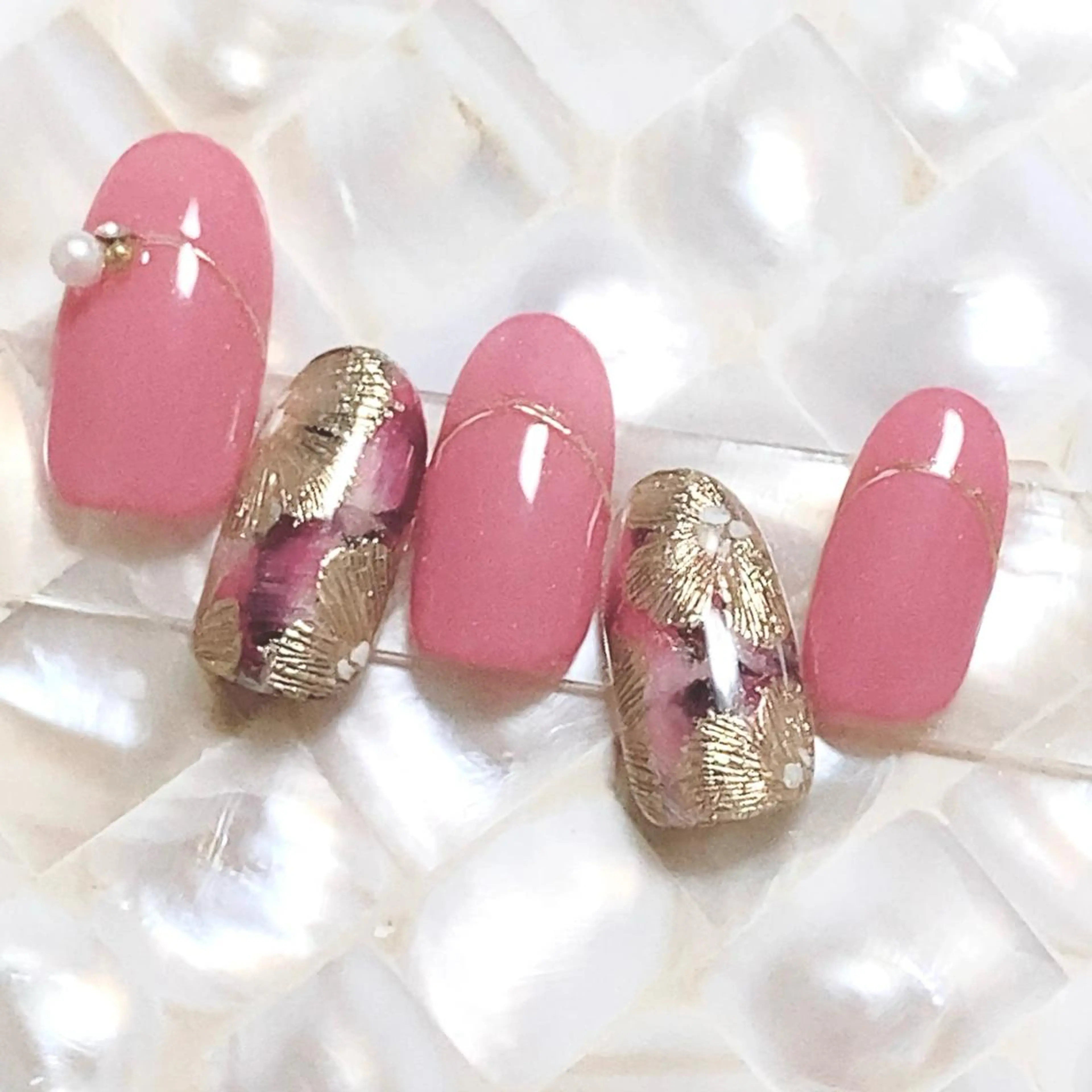 ネイル フラワーネイル ジェルネイル ハードジェル ミラーネイル パラジェル プライベートサロン Rのネイルデザイン