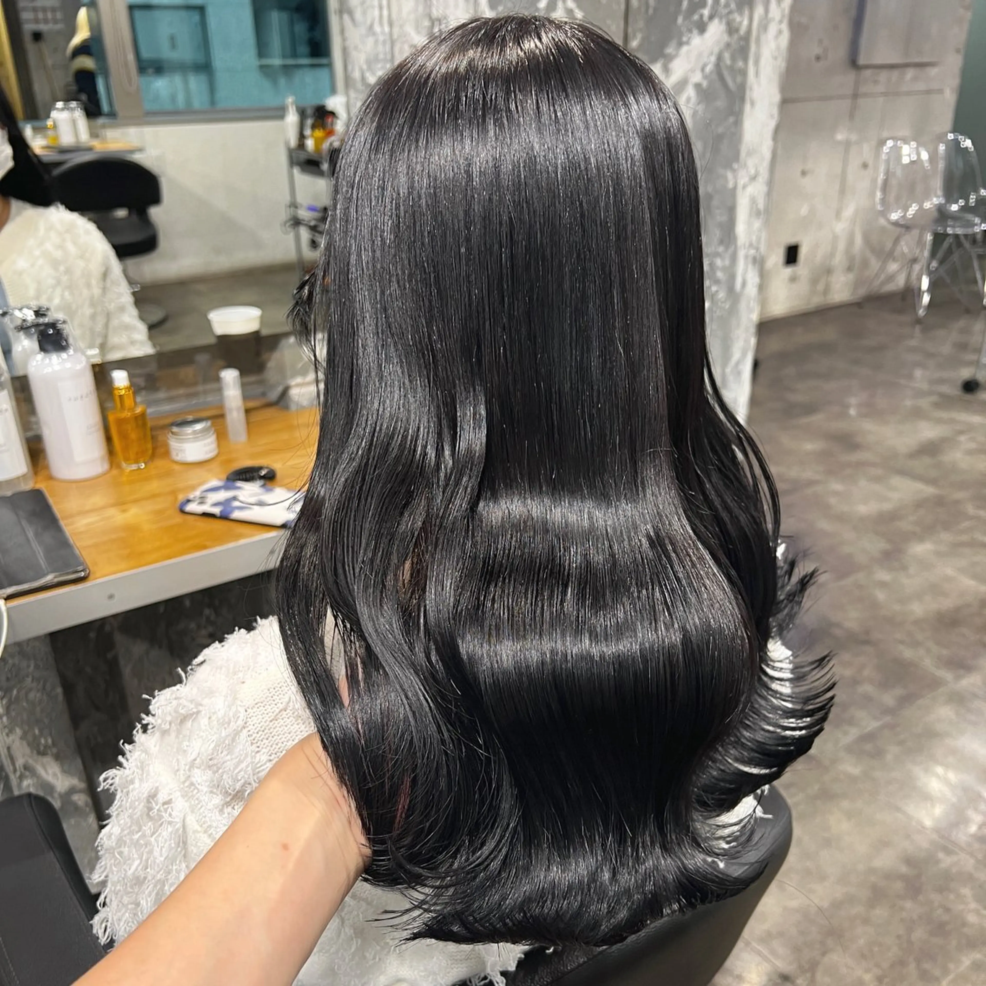 セミロング カット ヘアカラー ハイトーン 横浜💞ミオのヘアスタイル