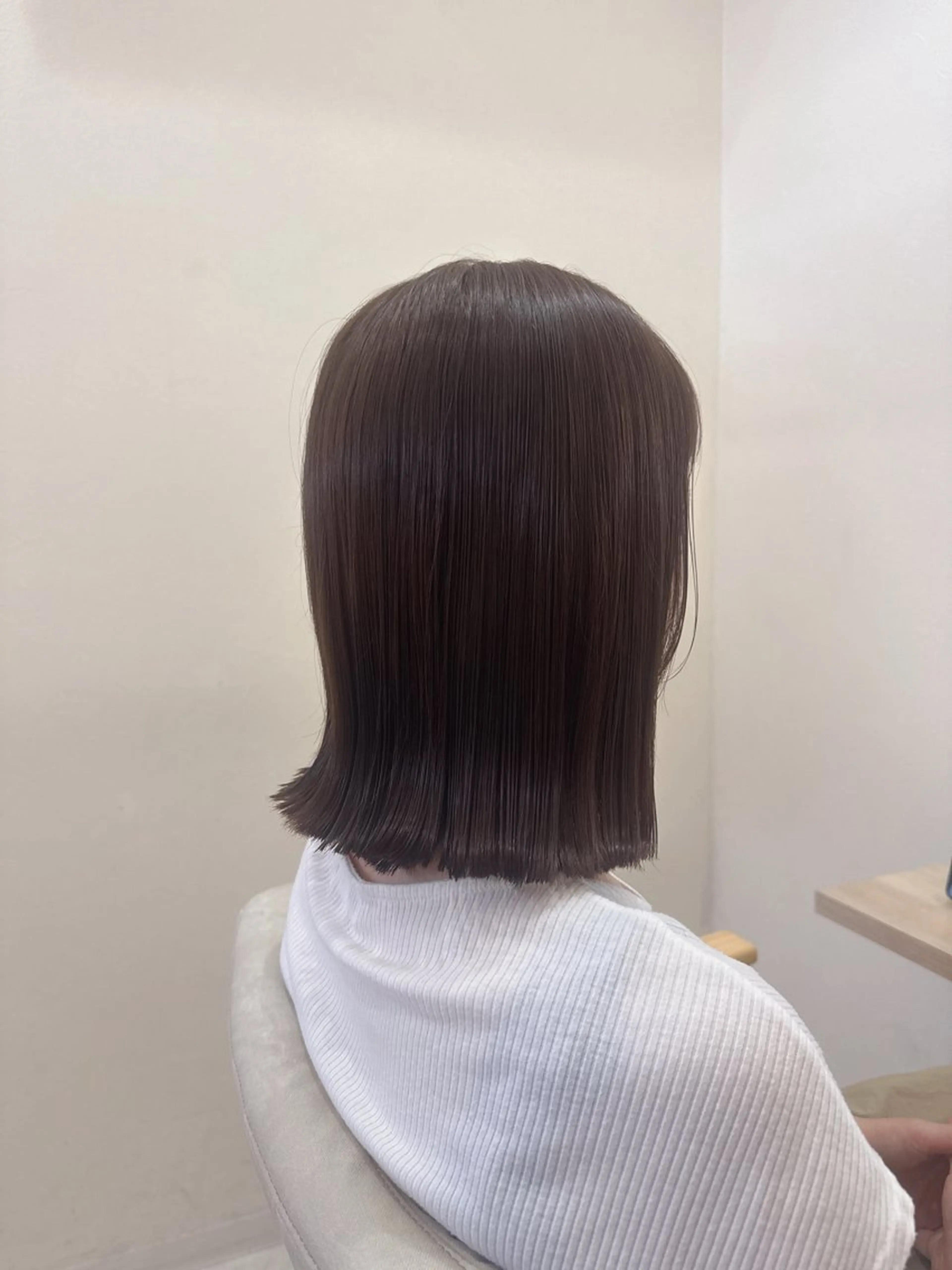 (艶髪度Ｎｏ．1)カット＋Premium髪質改善TR＋ケアカラーの写真