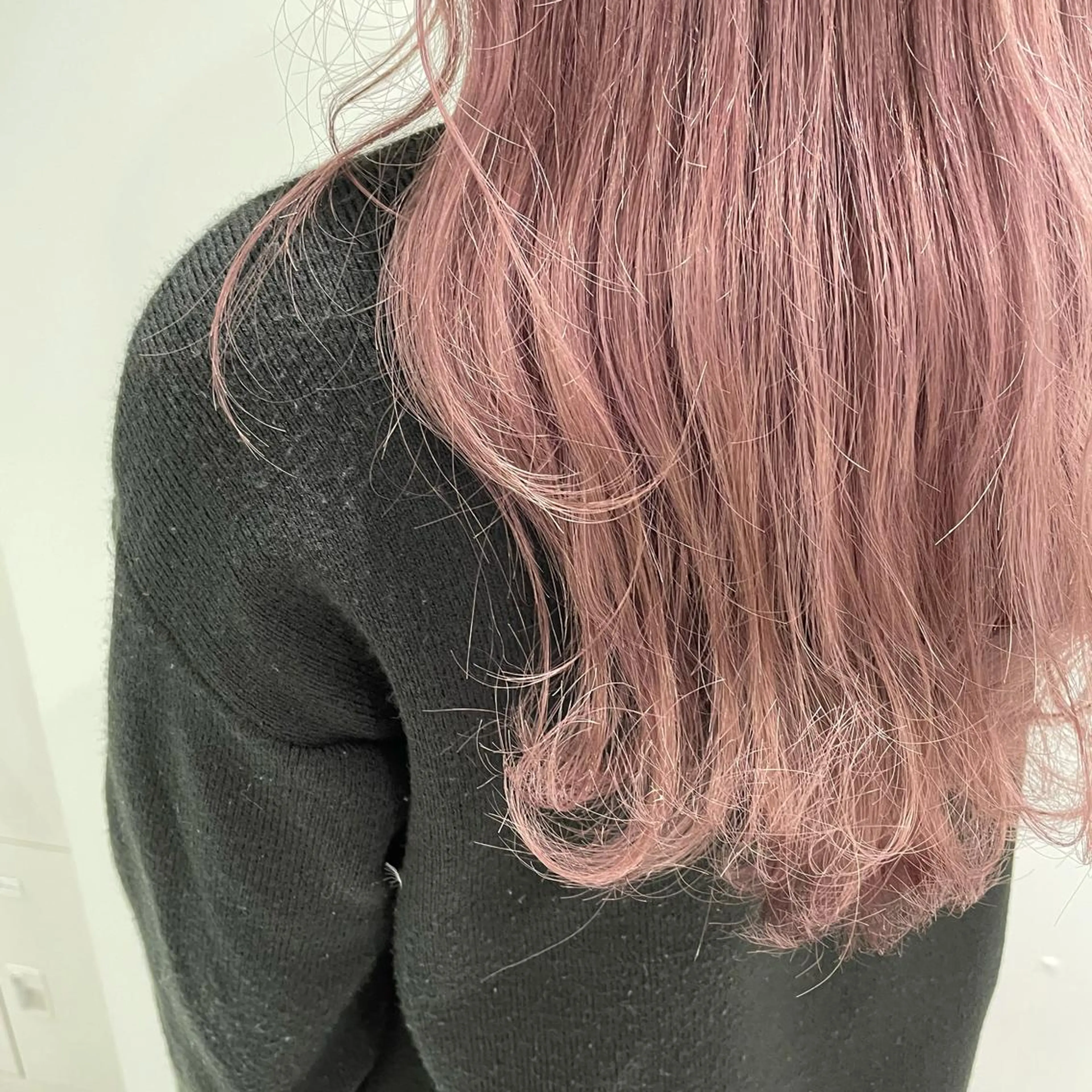 ミディアム カラー I'S.横浜所属・赤み消しカラー 🍀JUNKIのヘアスタイル