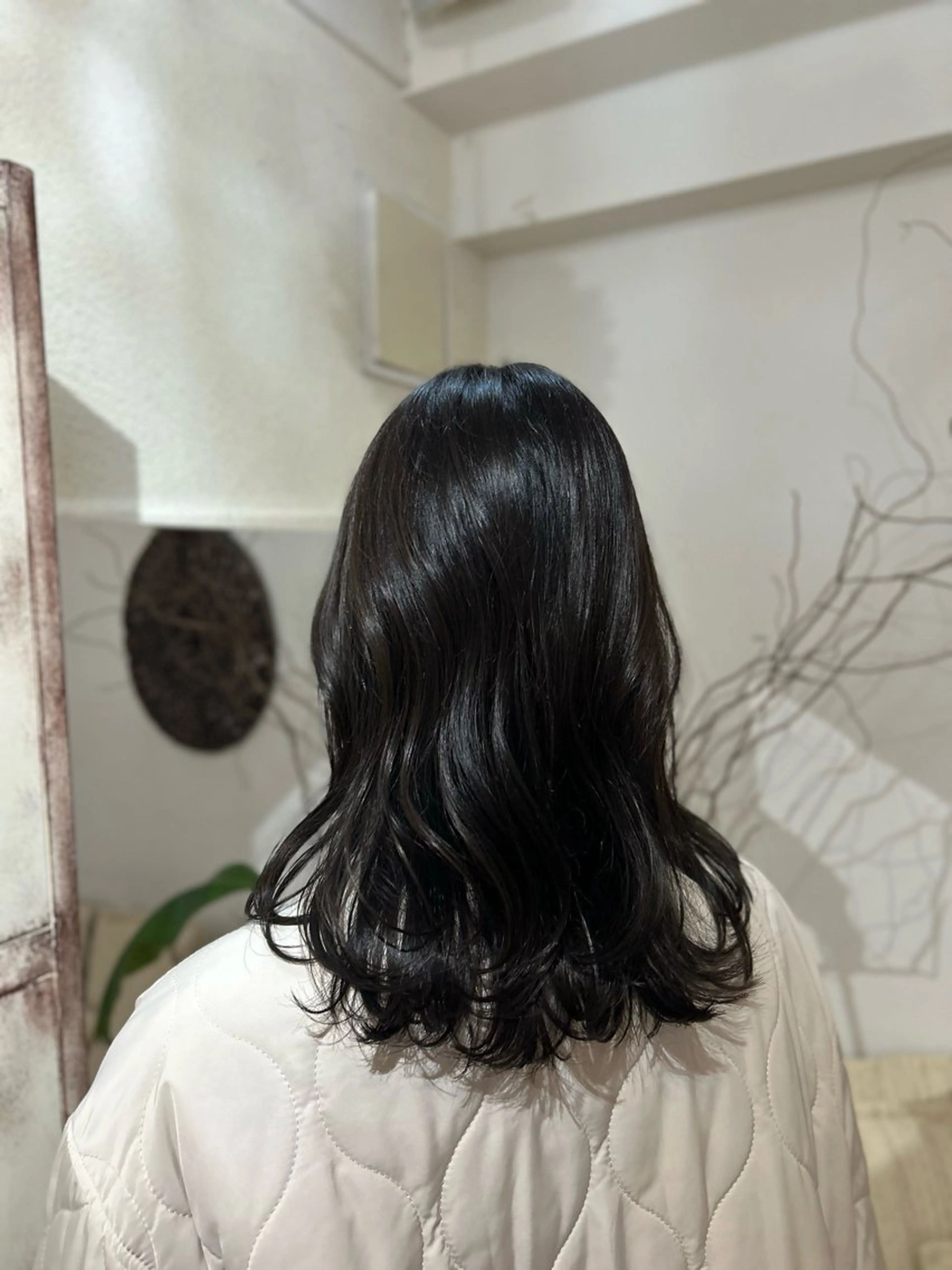 ミディアム カラー カット ヘアカラー トリートメント ヘッドスパ putri 川邉 優花のヘアスタイル