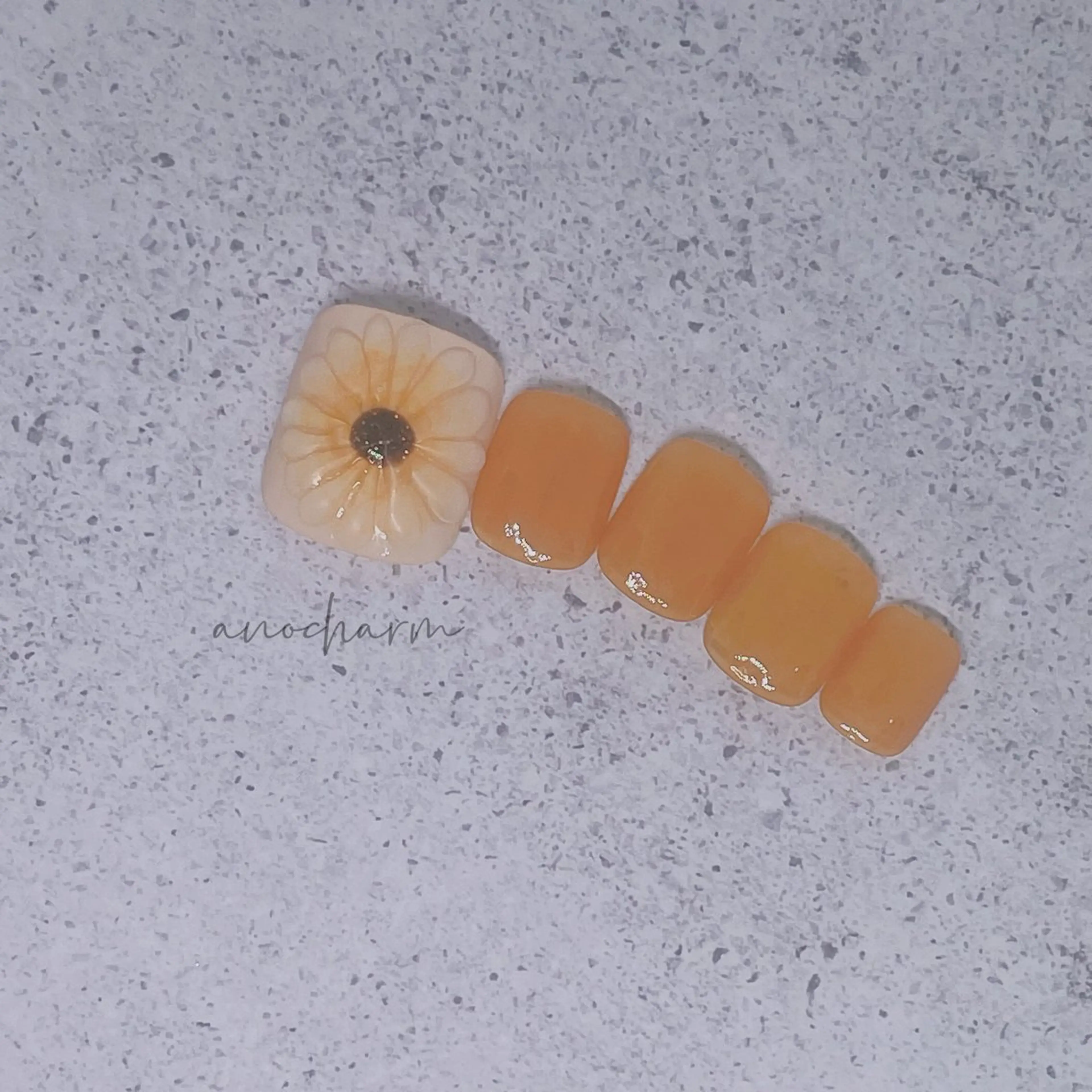 ネイル フットネイル anocharm _annaのマツエク・マツパデザイン