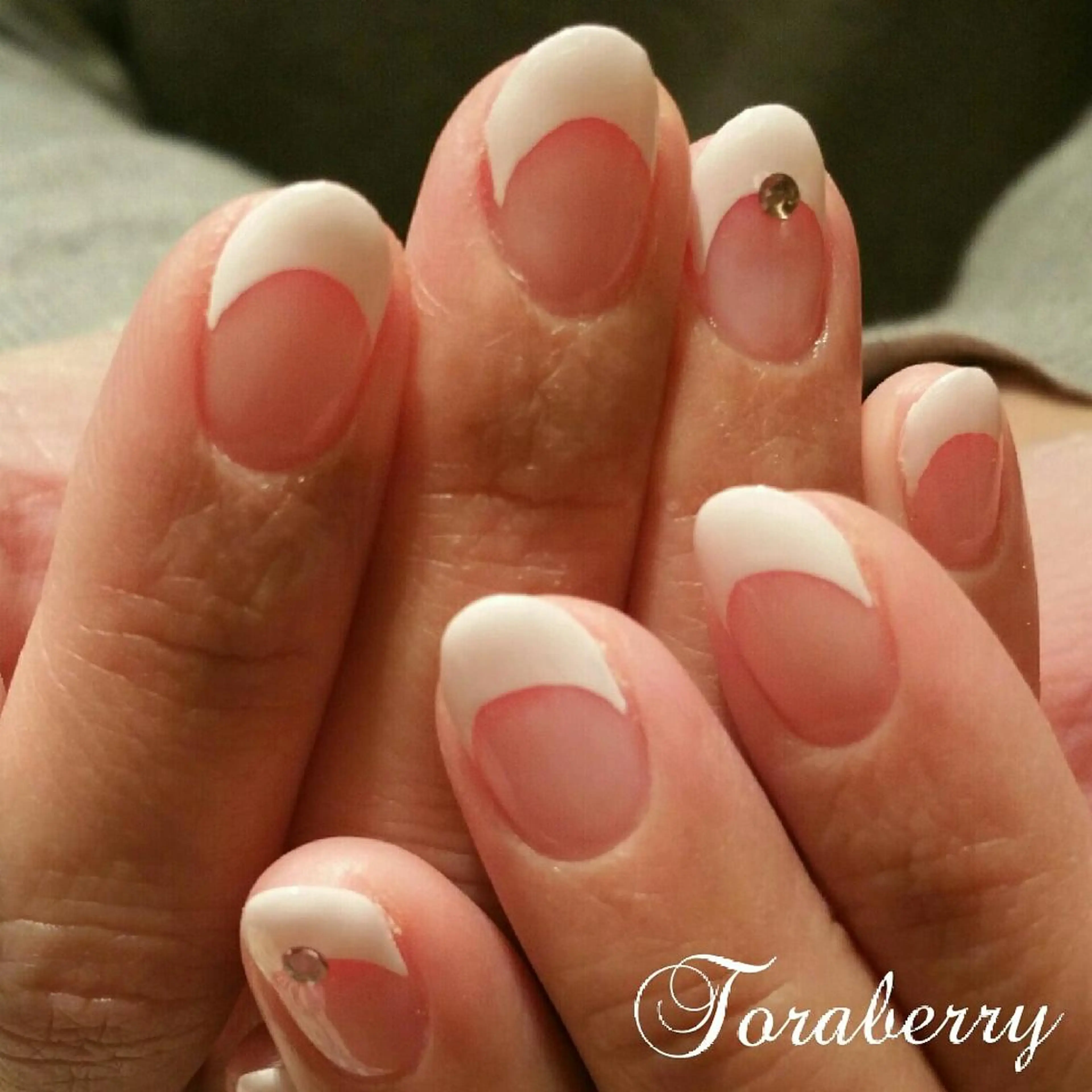 ネイル フレンチネイル ネイリスト なつみのネイルデザイン