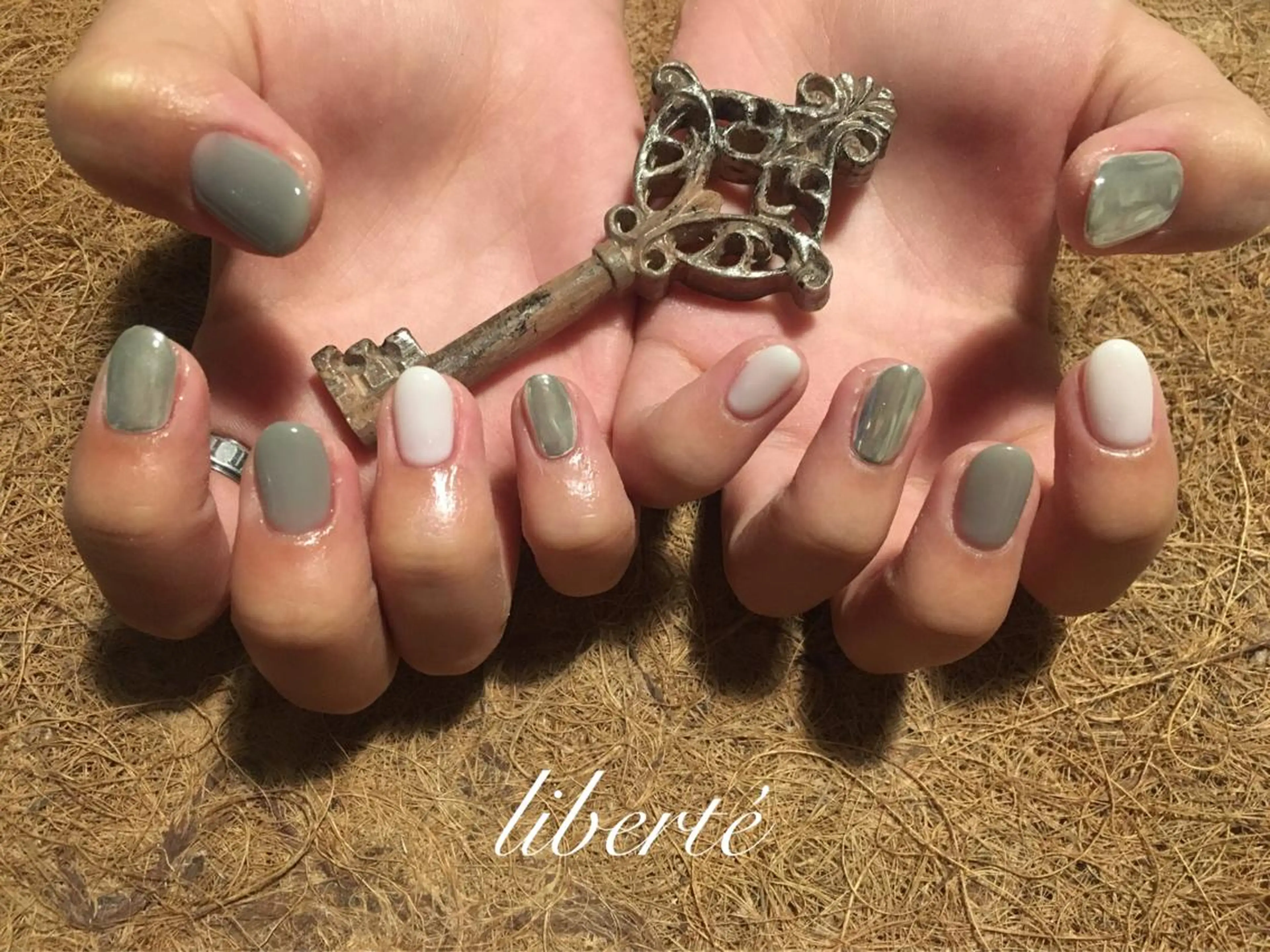 ネイル liberté (リベルテ)のネイルデザイン