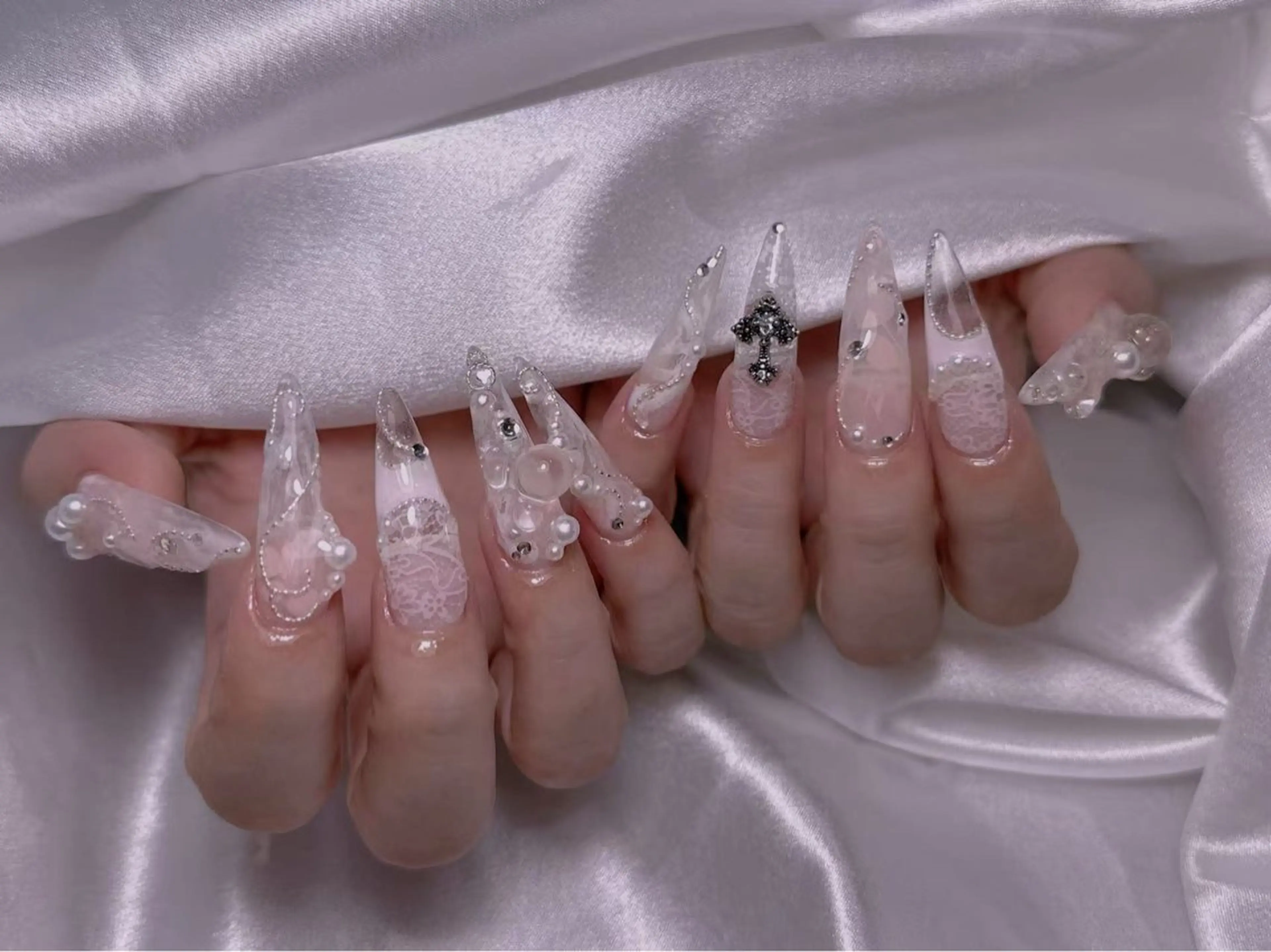 ネイル 長さ出し専門店 RIRIのネイルデザイン