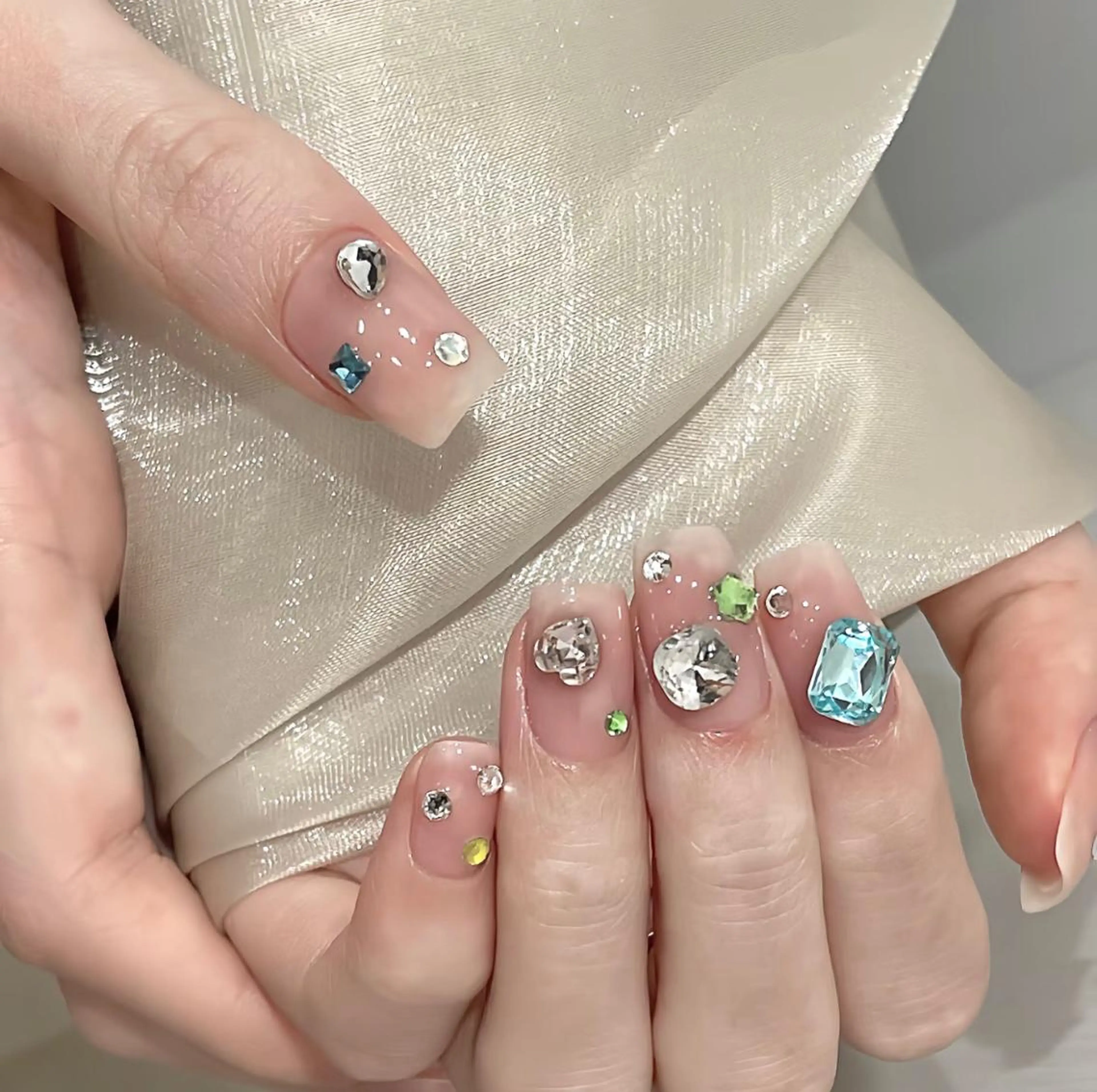 ネイル ハンドネイル Pure&Rich Nailのネイルデザイン