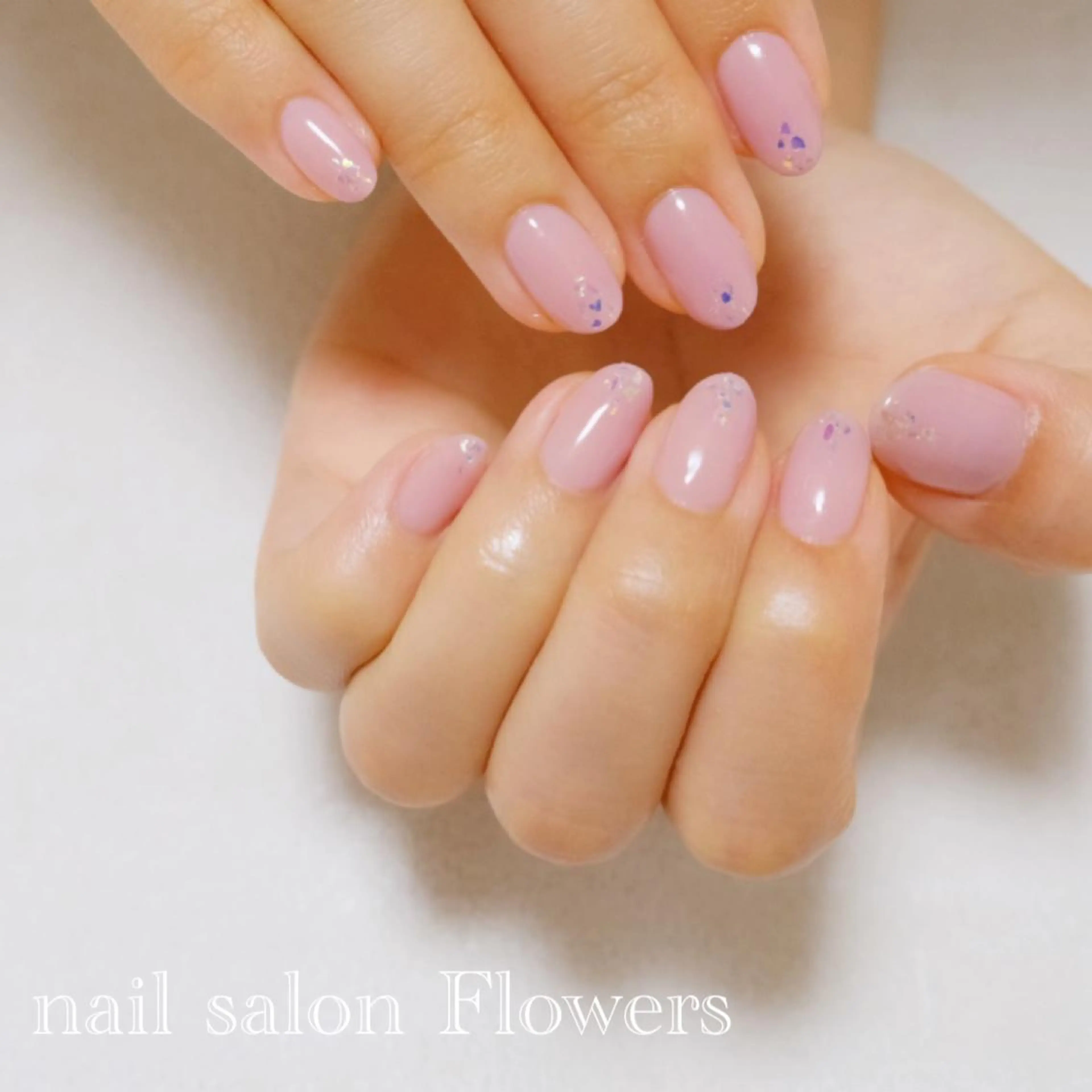 スタンダードコース【オフ込み。前回の施術から4週以上のご来店の方】ストーンなど1​〜​2本程度のサンプルからお選びください。の写真