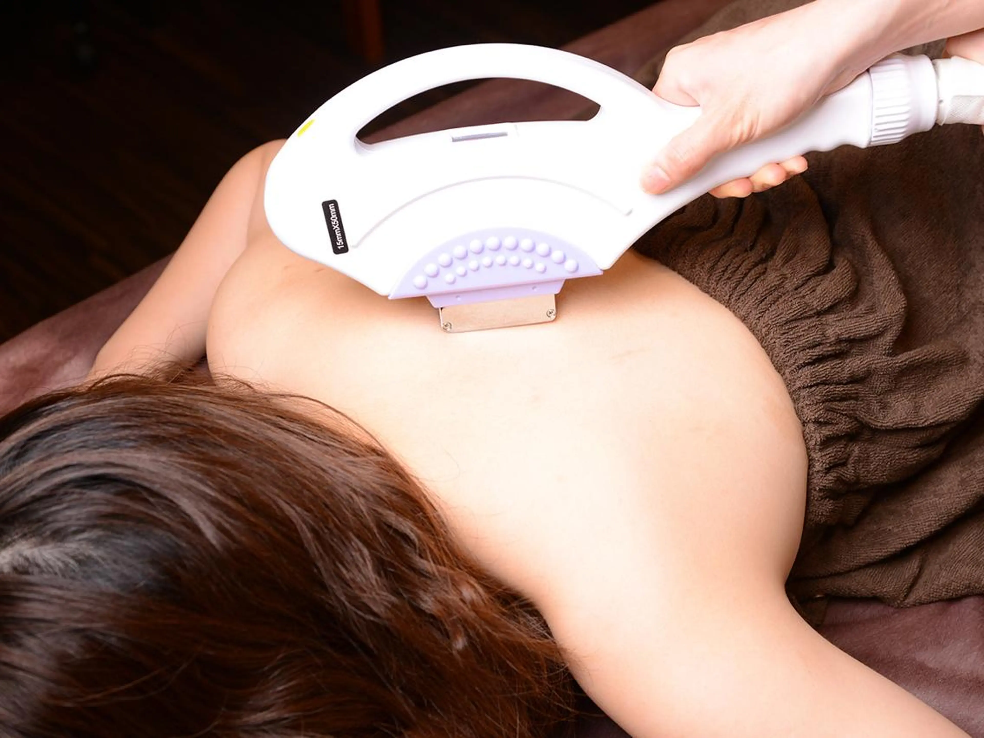 ミディアム カラー パーマ ヘアアレンジ キッズ ネイル マツエク・マツパ 脱毛 Renatus 脱毛/美肌/眉/痩身のエステ・リラクイメージ