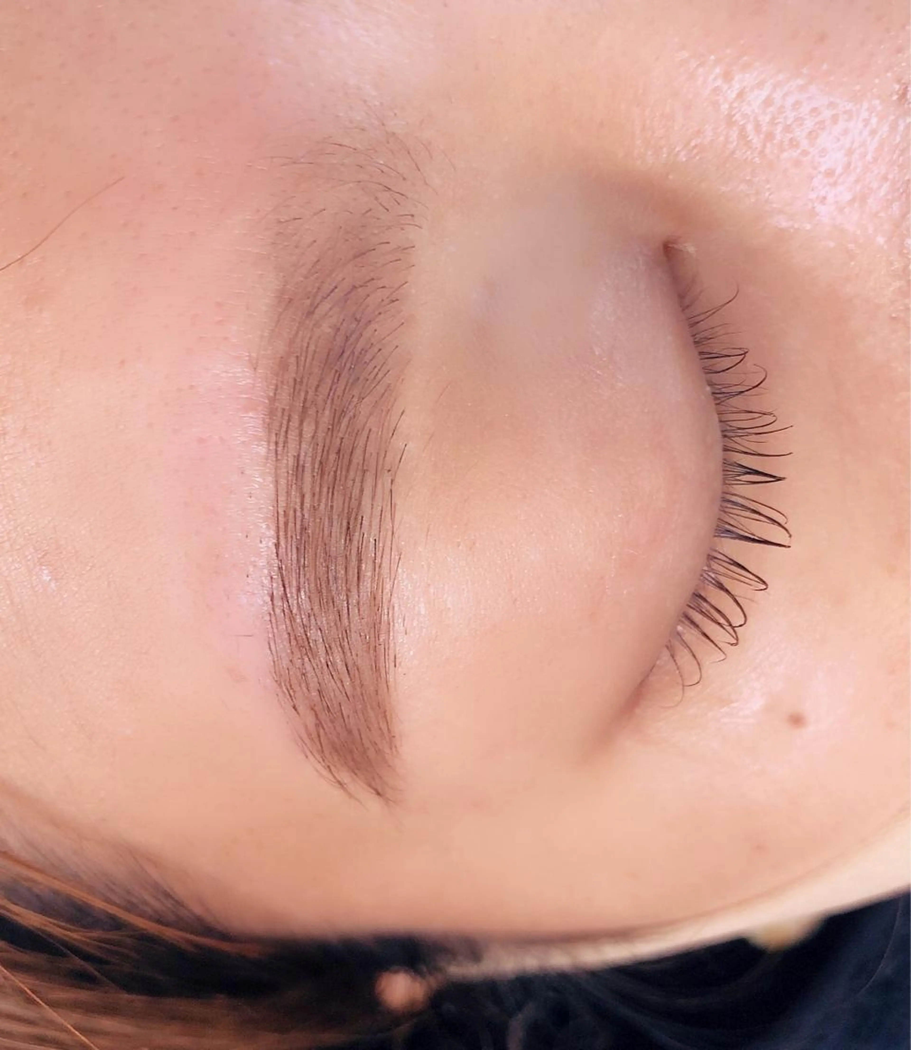 アイブロウ艶waxの写真