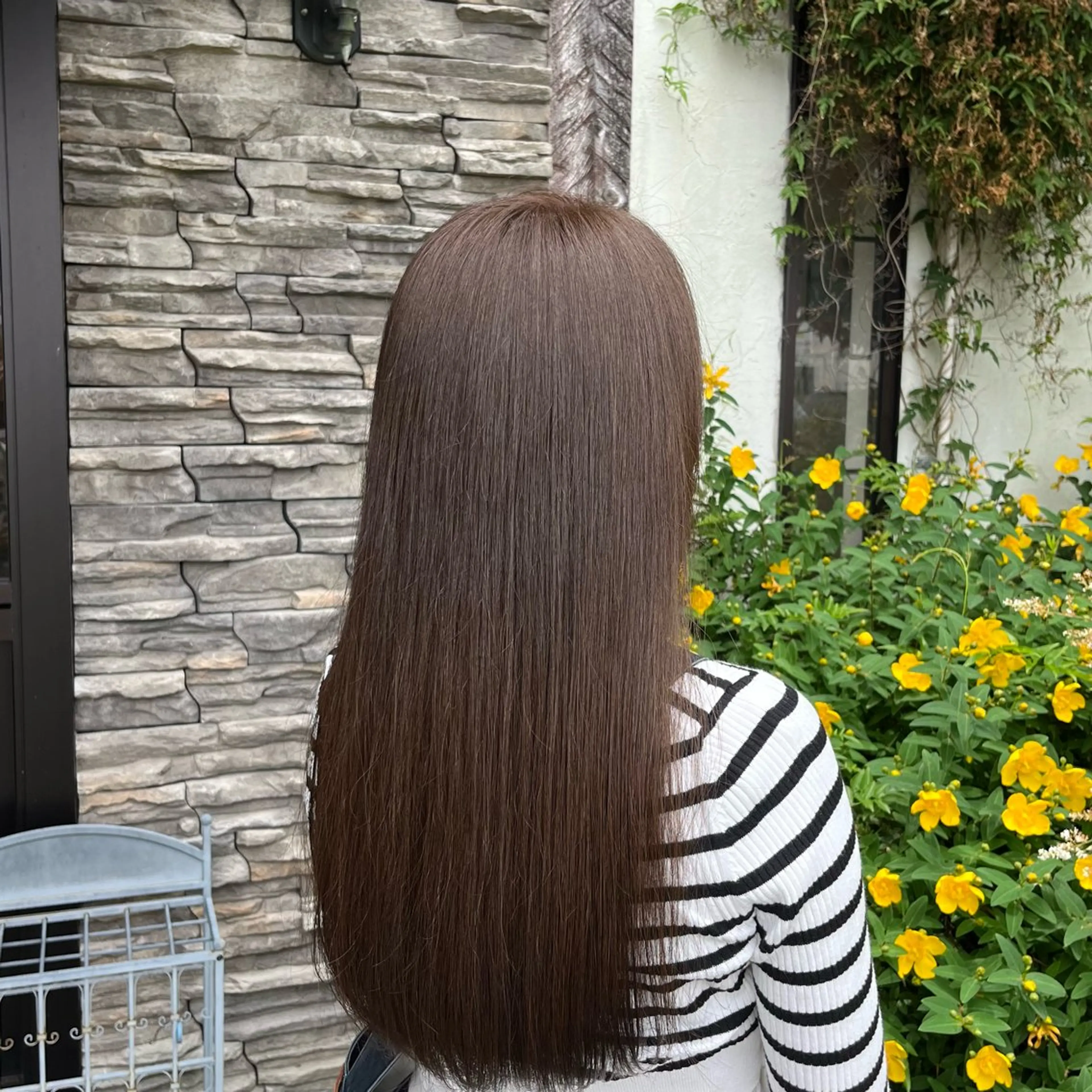 ロング カラー ルプラボウ 鈴木 莉菜のヘアスタイル