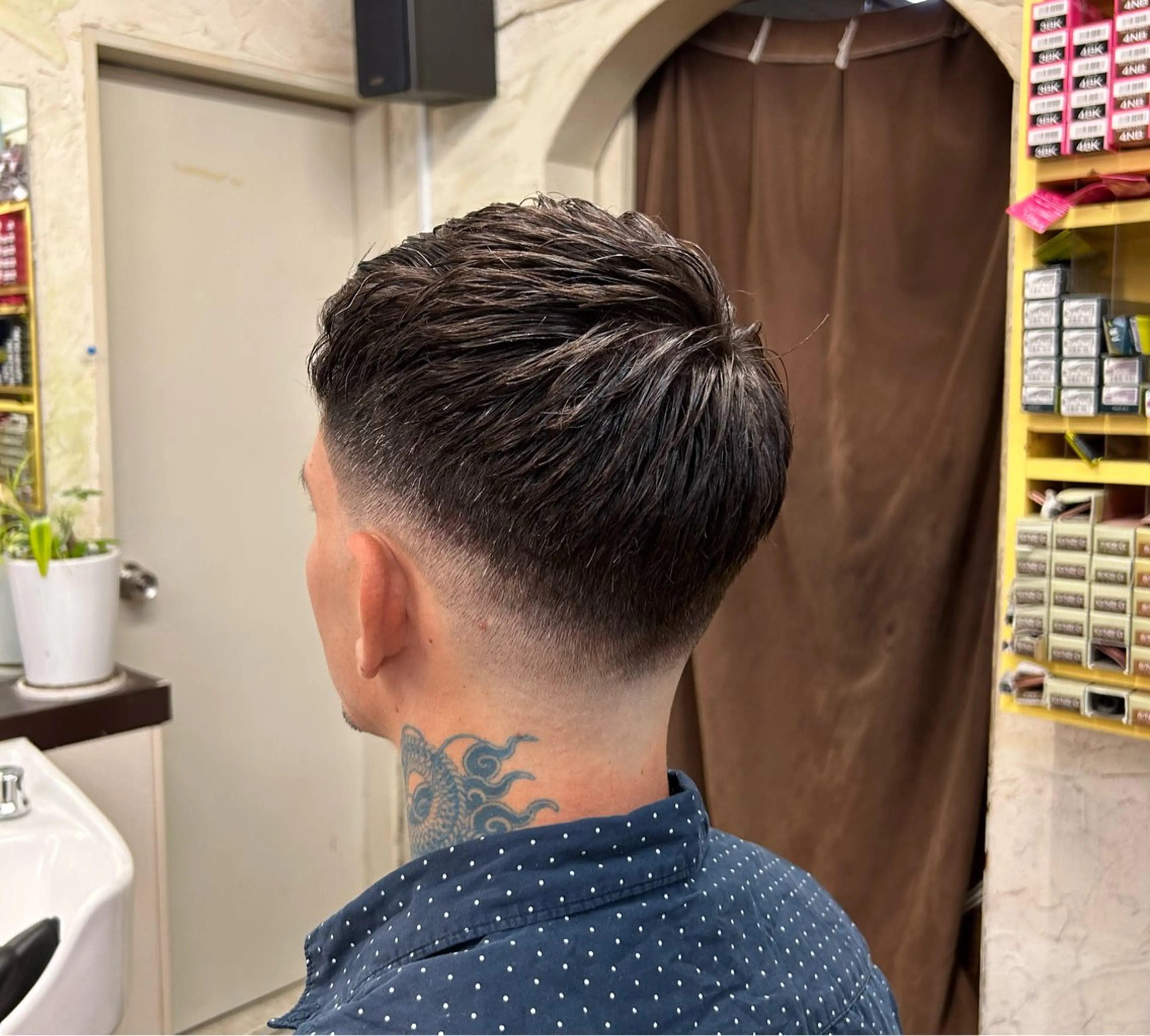 ショート メンズ フェードカット 新宿メンズカット✂︎ 能戸蒼生💈のヘアスタイル