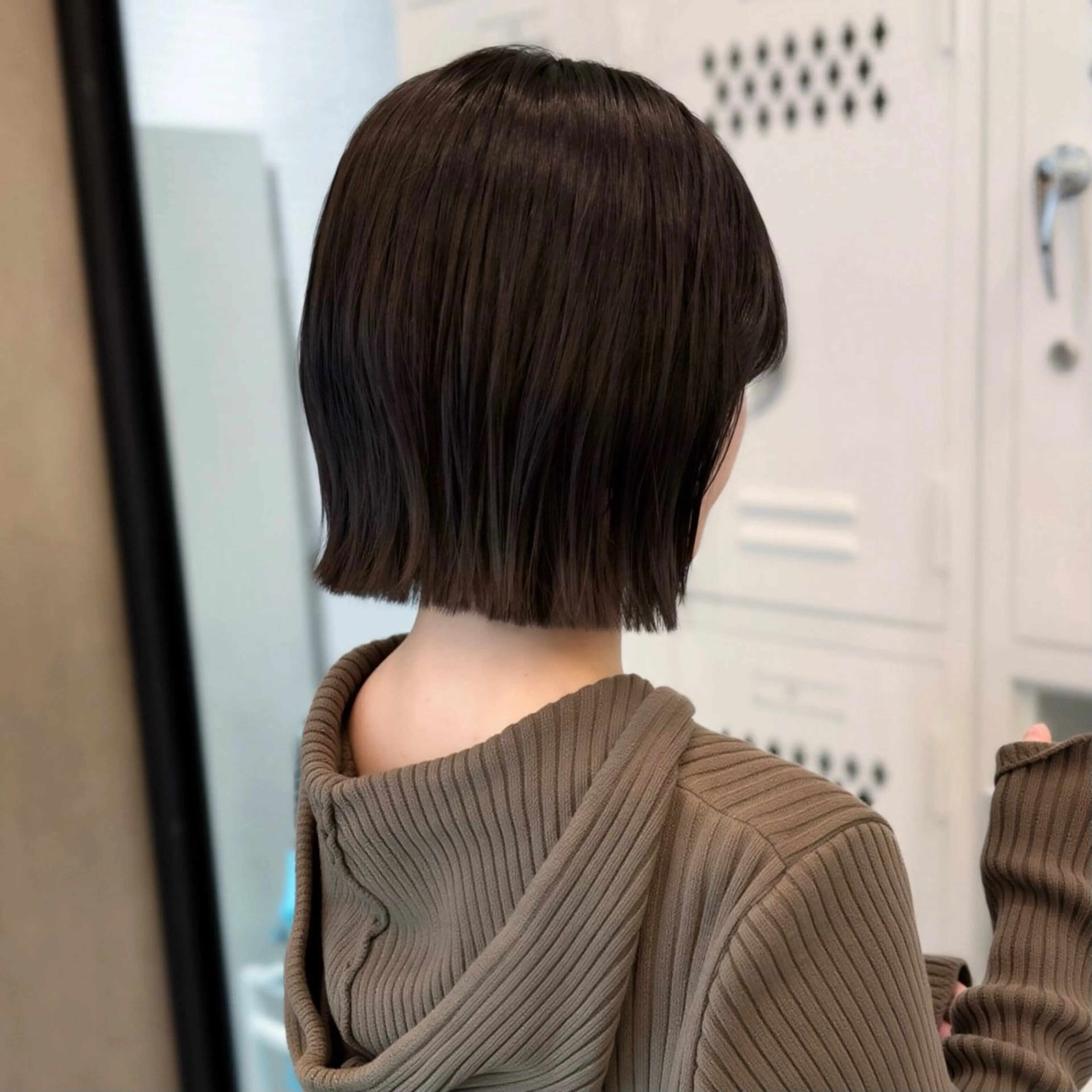 ショート 切りっぱなしボブ ボブ くびれヘア 韓国風ヘア カット ヘアカラー タンバルモリ/ タッセルボブ/神山のヘアスタイル