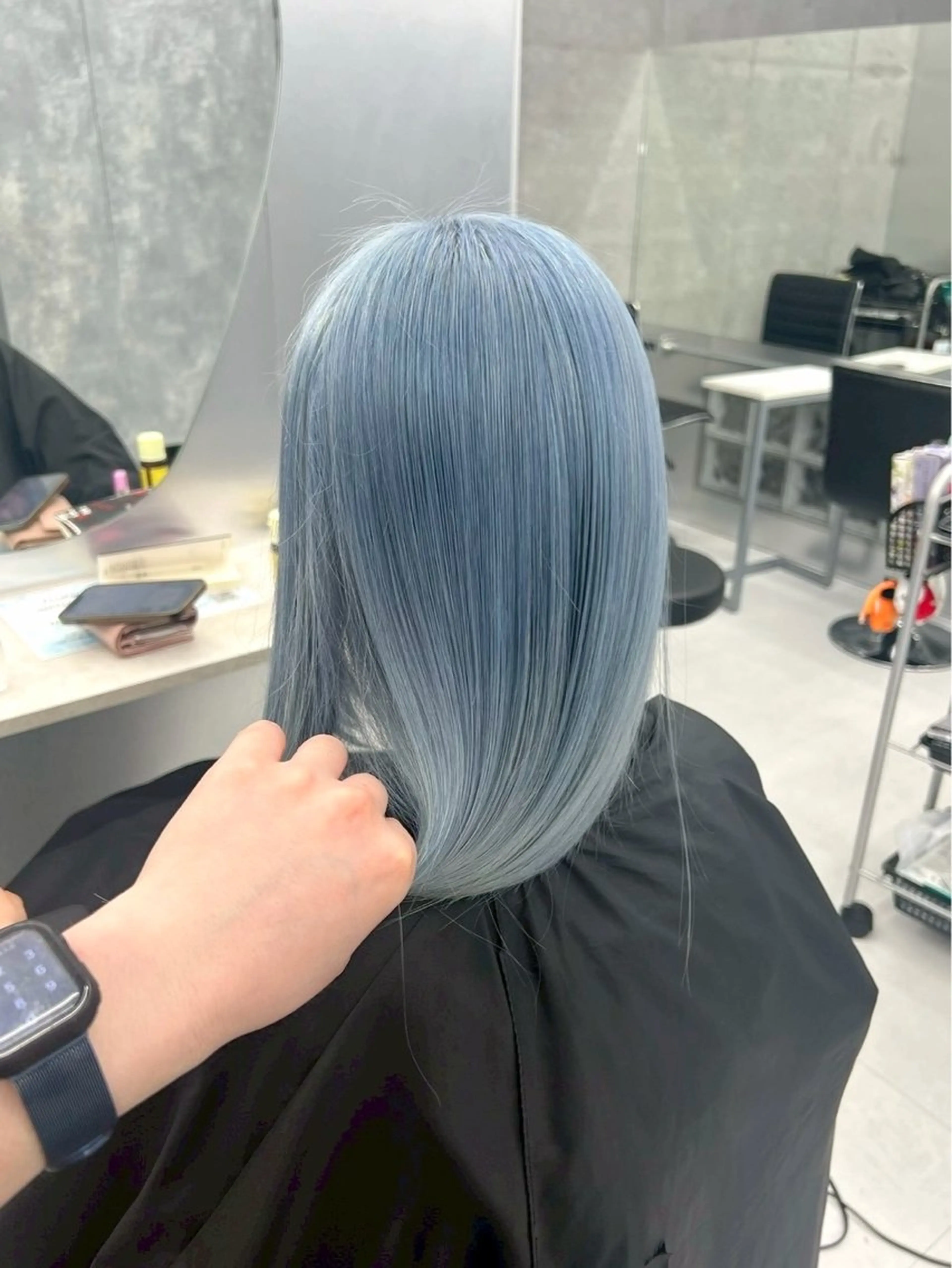 カラー 🦋ハイトーン×ア レンジ💫Leenaのヘアスタイル