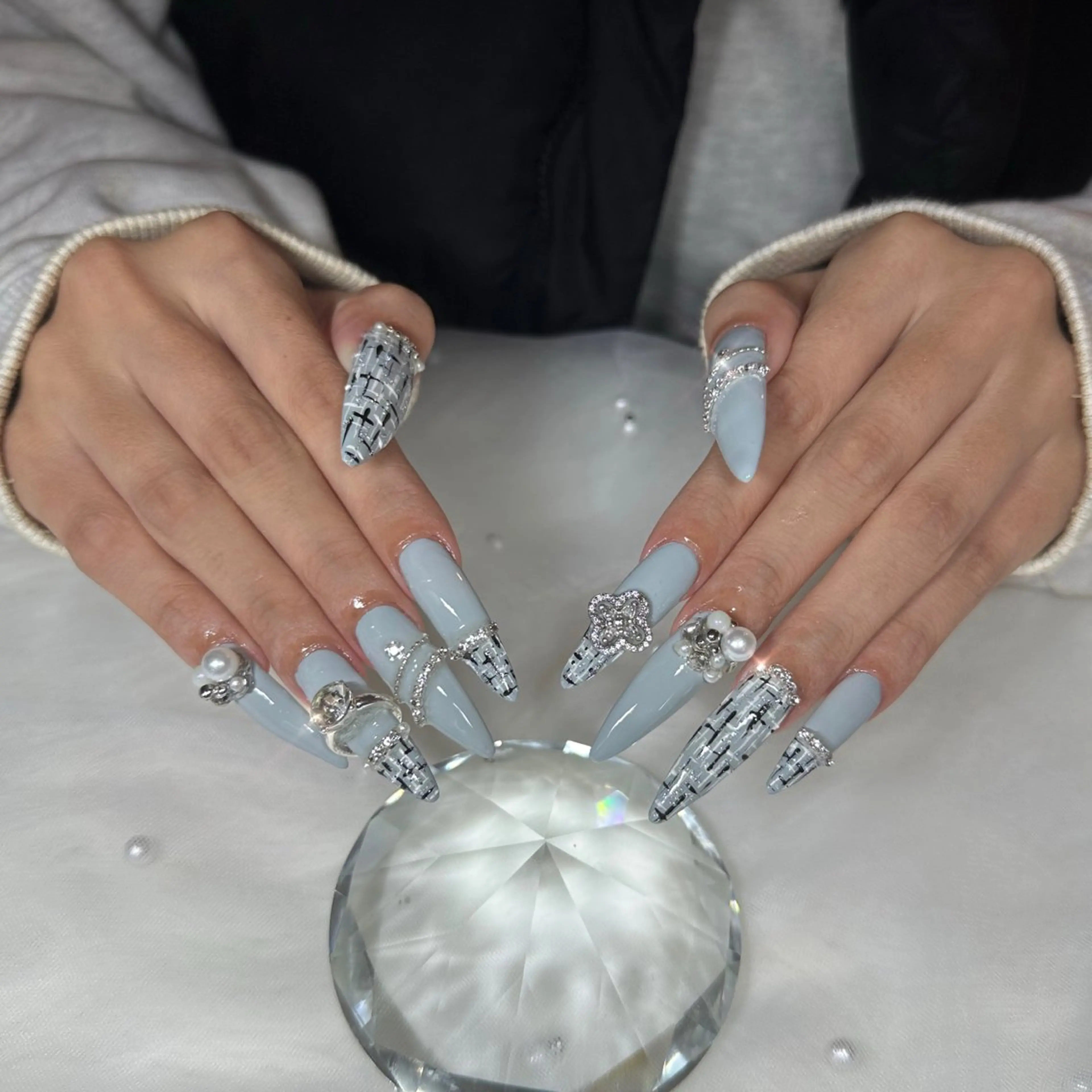ロング pikarin nailsのネイルデザイン