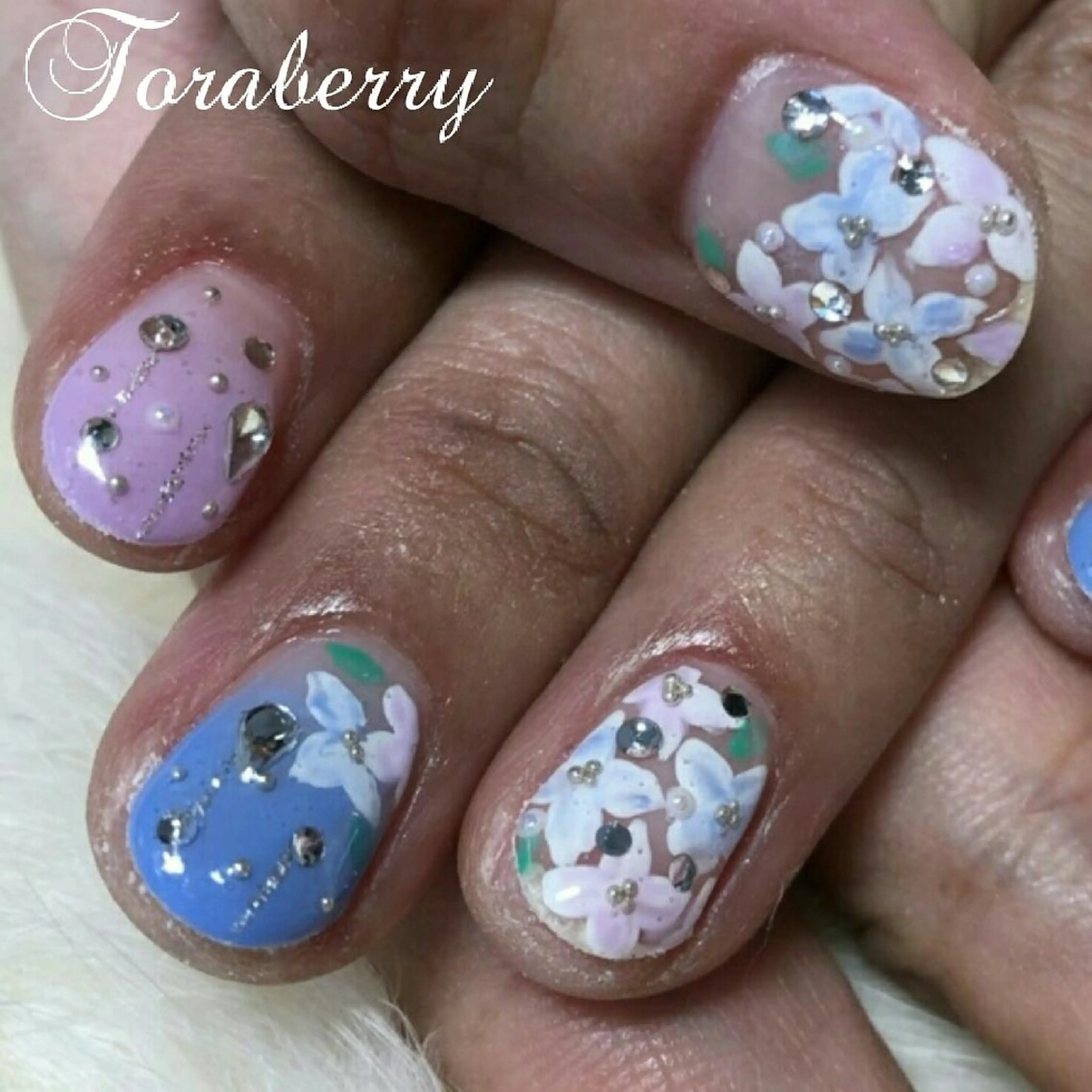 ネイル ハンドネイル ネイリスト なつみのネイルデザイン