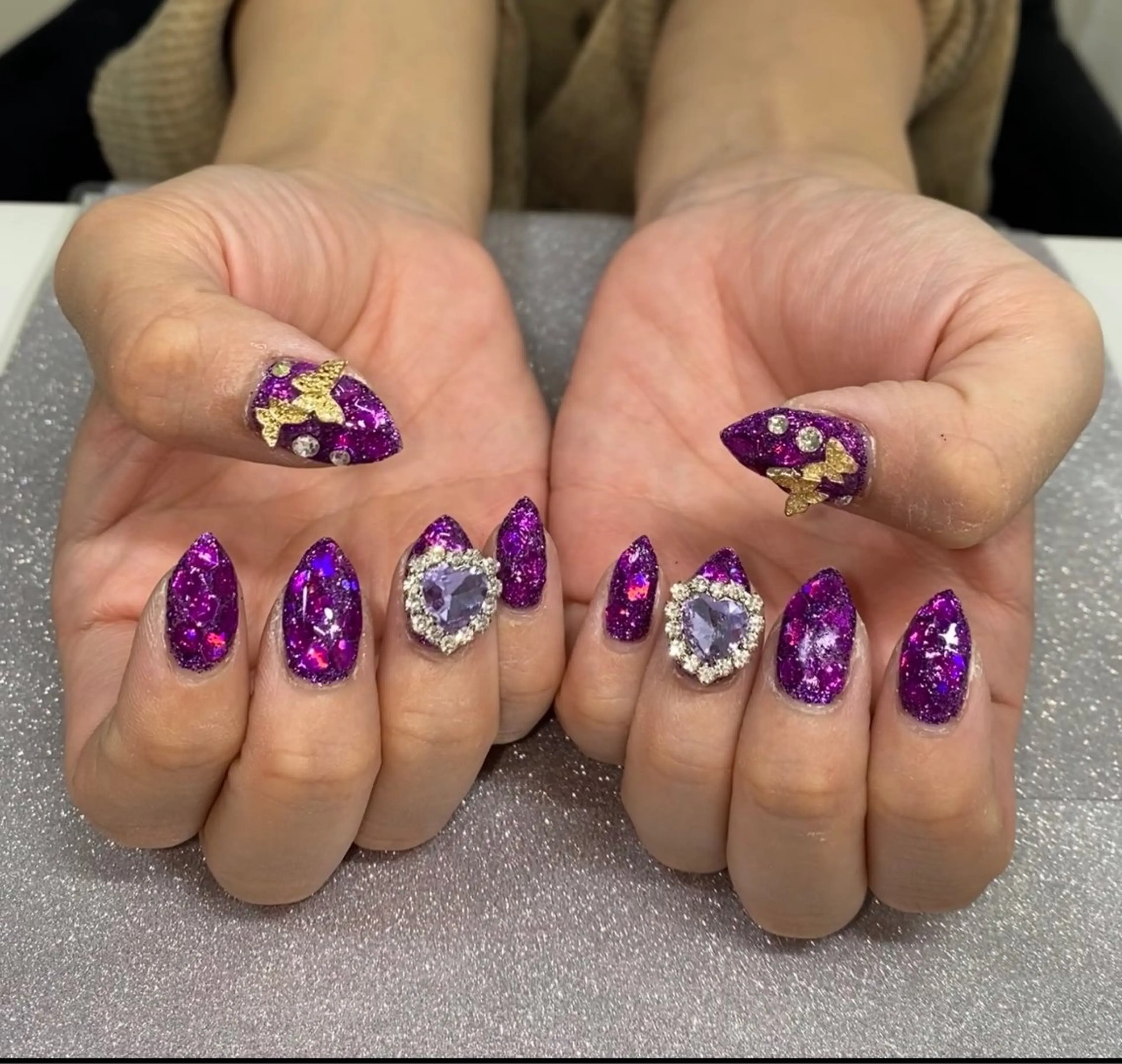 ネイル Hauʻoli nail 🤍のネイルデザイン