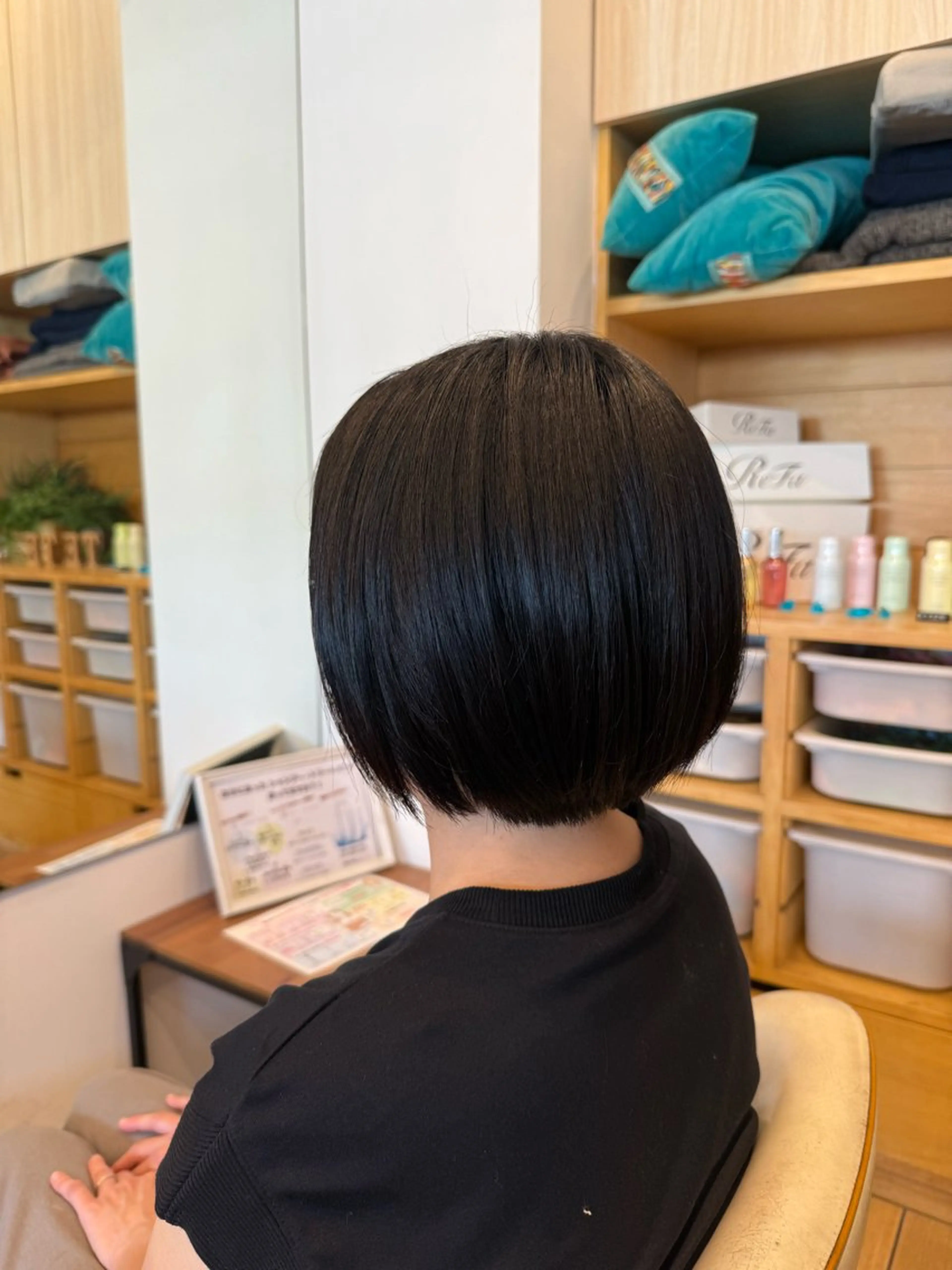 ショート ボブ 中野 亮のヘアスタイル