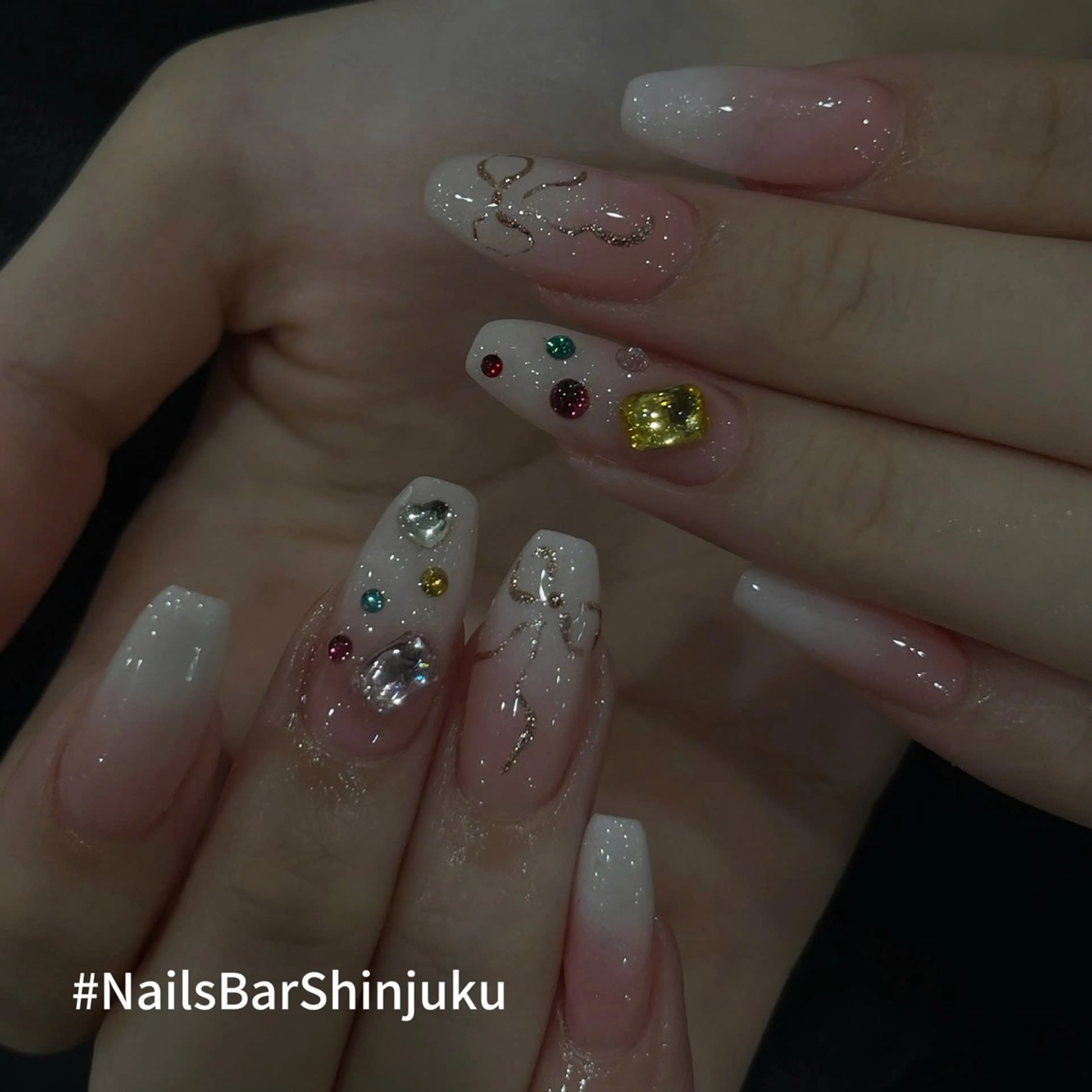 ネイル 長さ出し フレンチネイル ジェルネイル 韓国ネイル ロングネイル NAILS BAR SHINJUKUのネイルデザイン