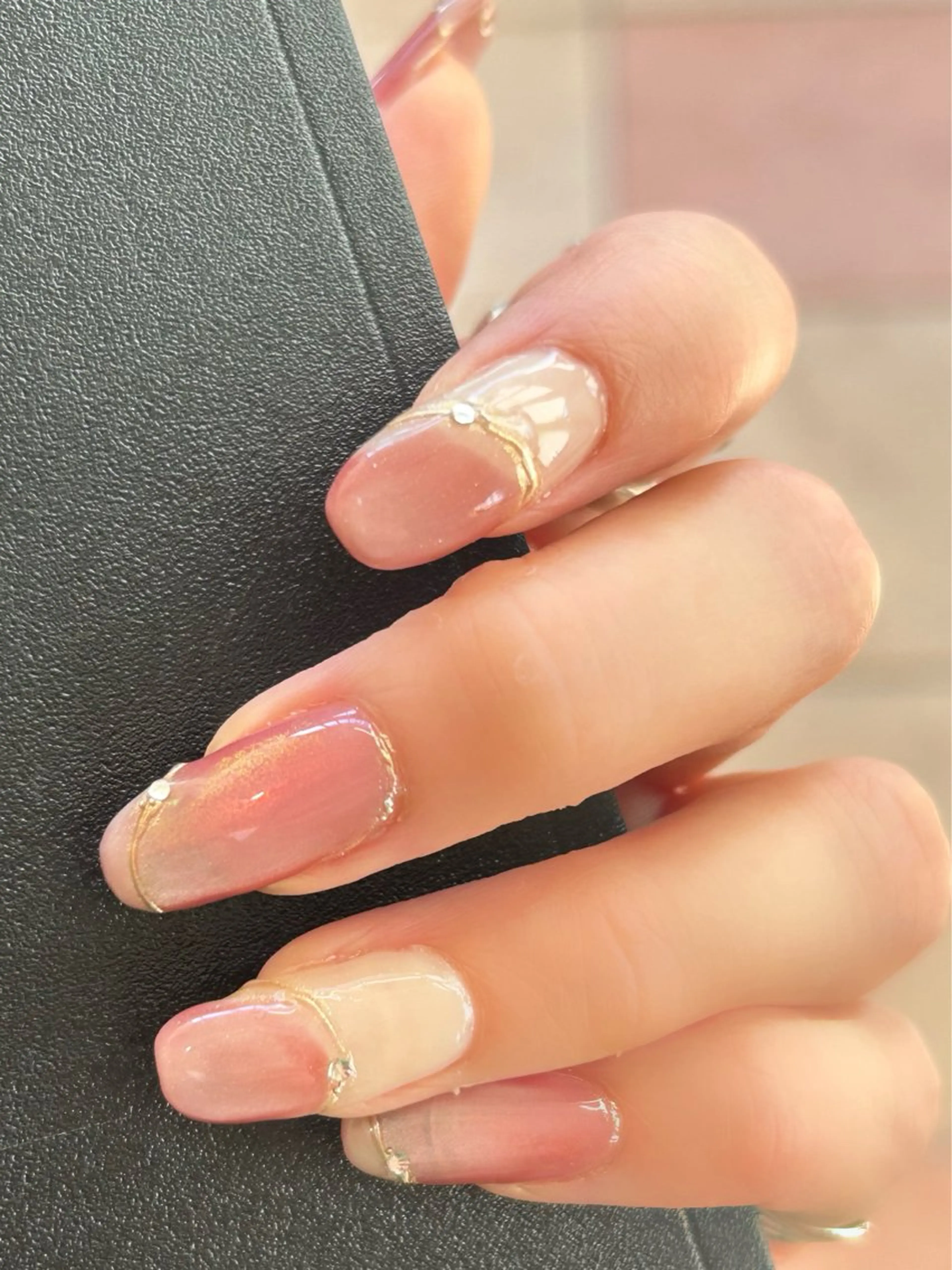 ネイル ハンドネイル lady bird yoshieのネイルデザイン