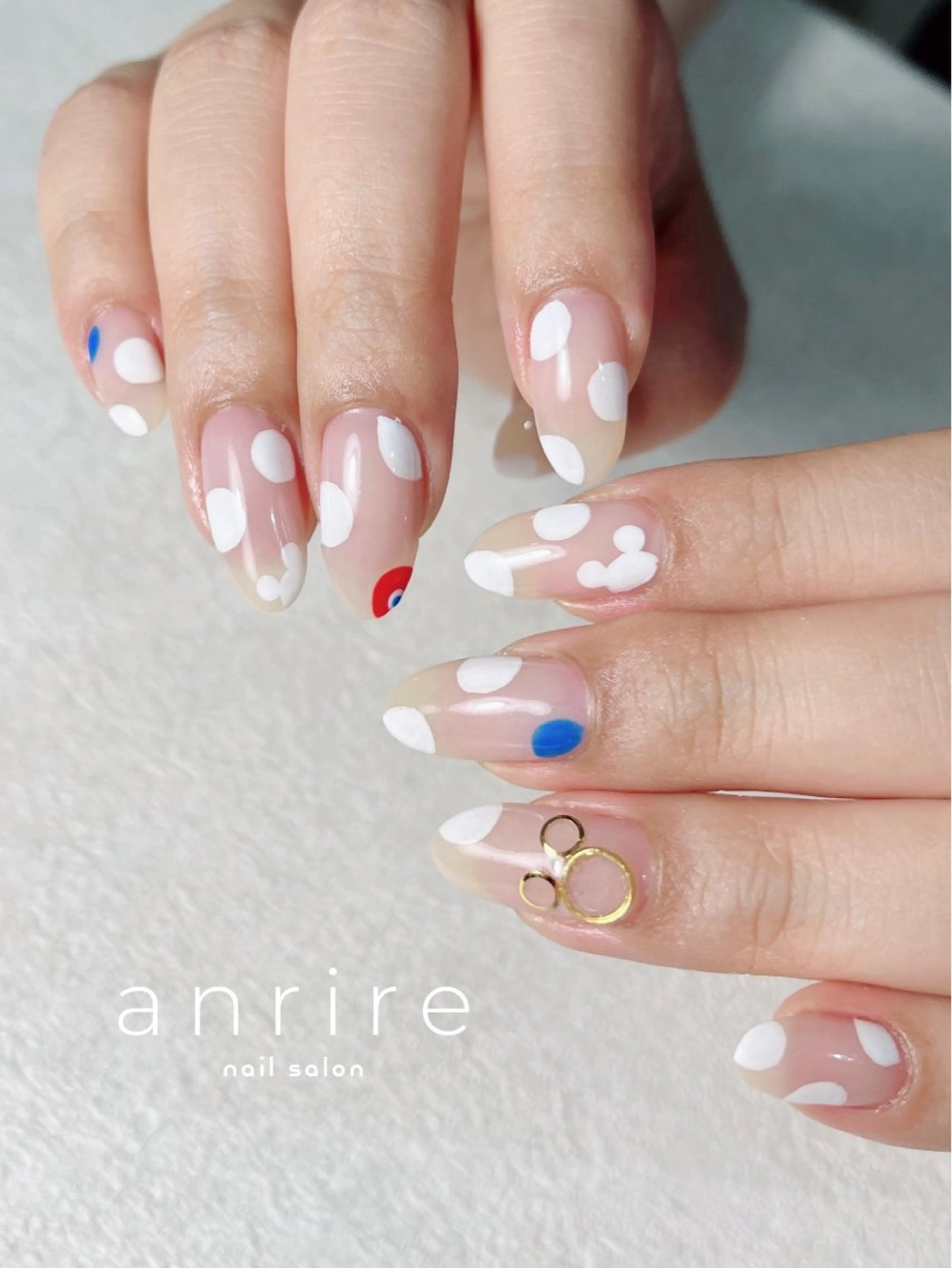 ネイル クリアネイル ドット ジェルネイル パラジェル 赤色 ハンドネイル nailsalon anrireのネイルデザイン