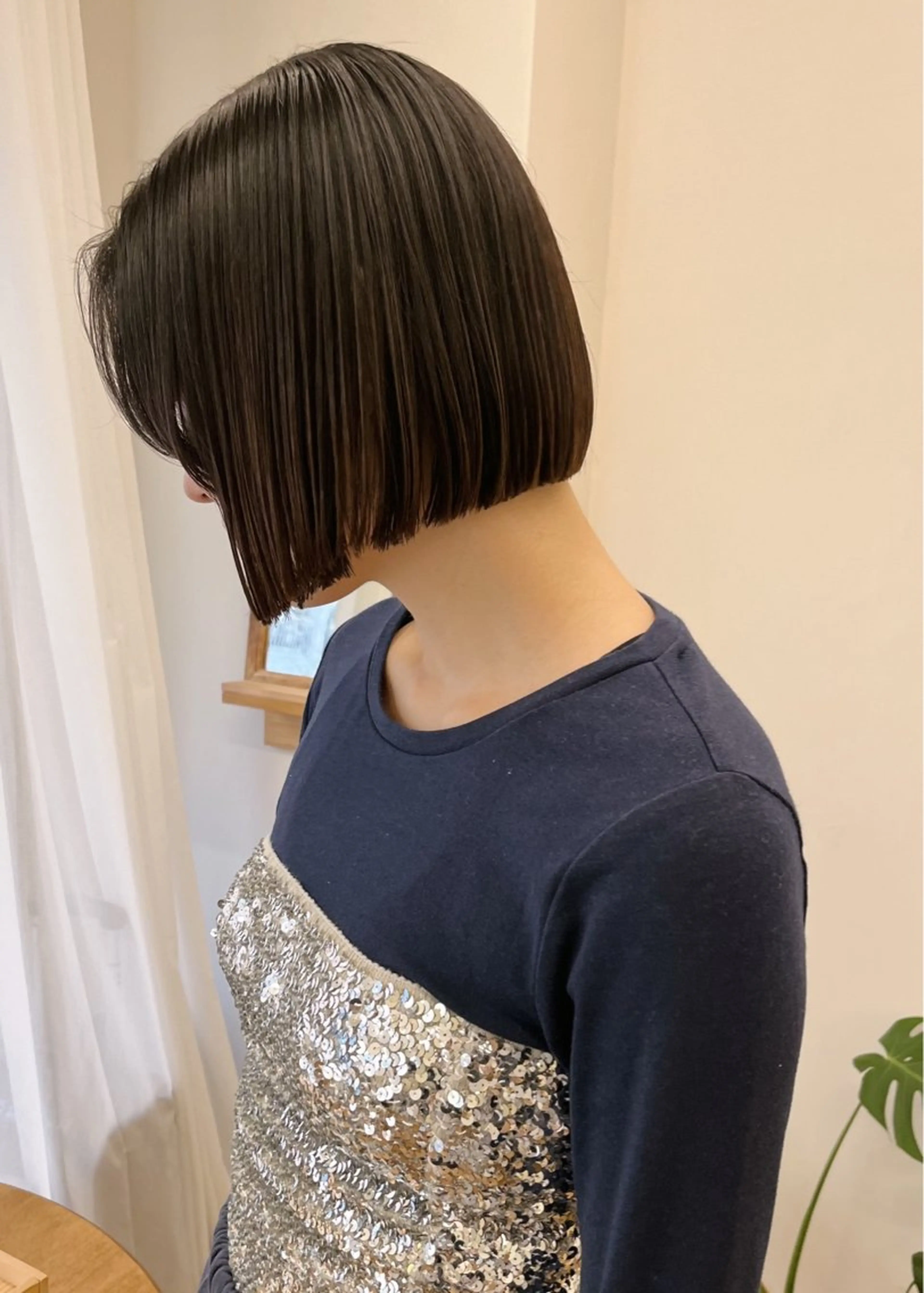 ショート ボブ カット 西山 紗耶香🪽 透明感カラー/ボブのヘアスタイル