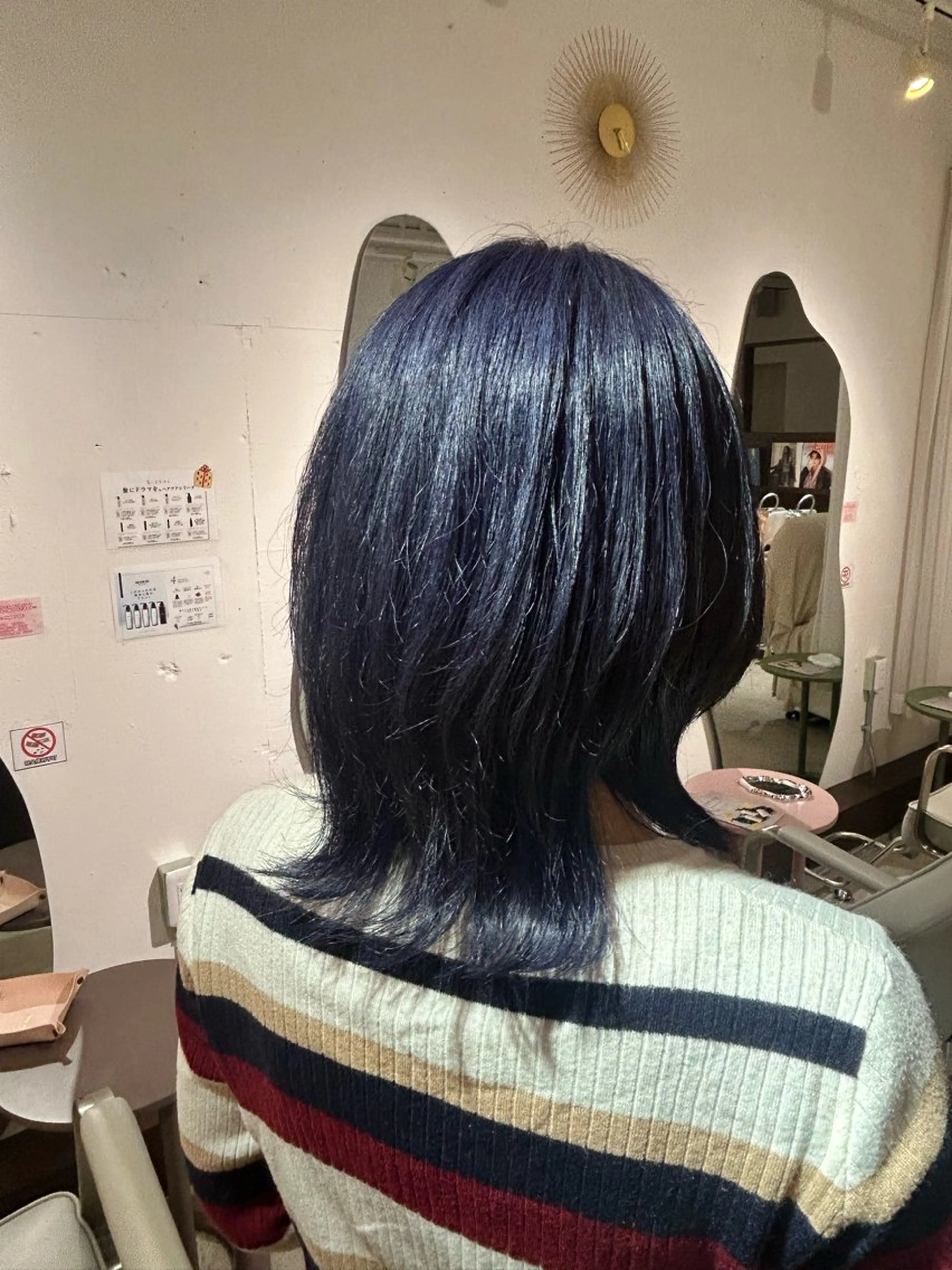 ミディアム カラー ヘアカラー トリートメント Rinka ハイトーン/レイヤーのヘアスタイル