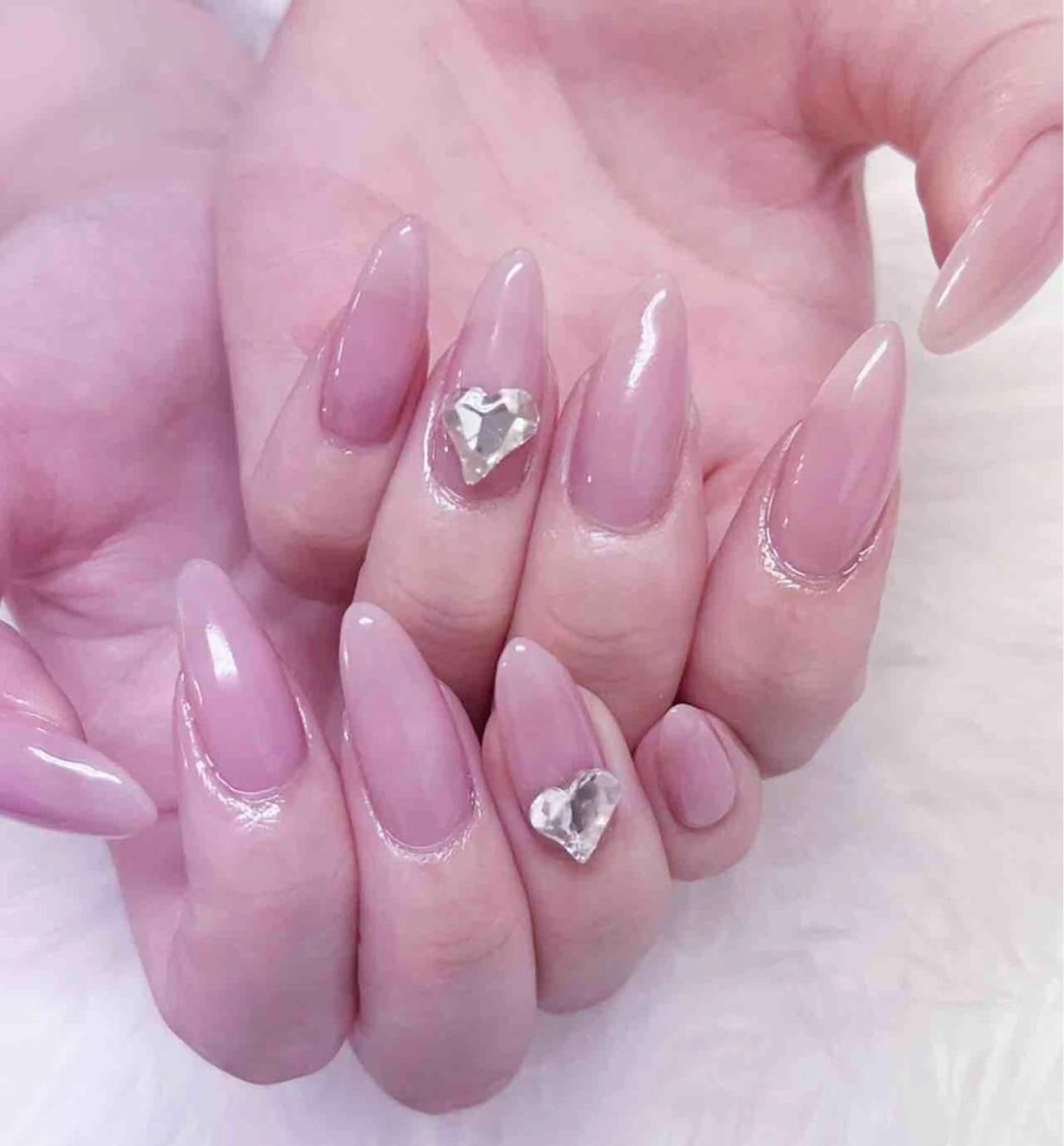 ネイル MoonNail ユリ🌸のネイルデザイン