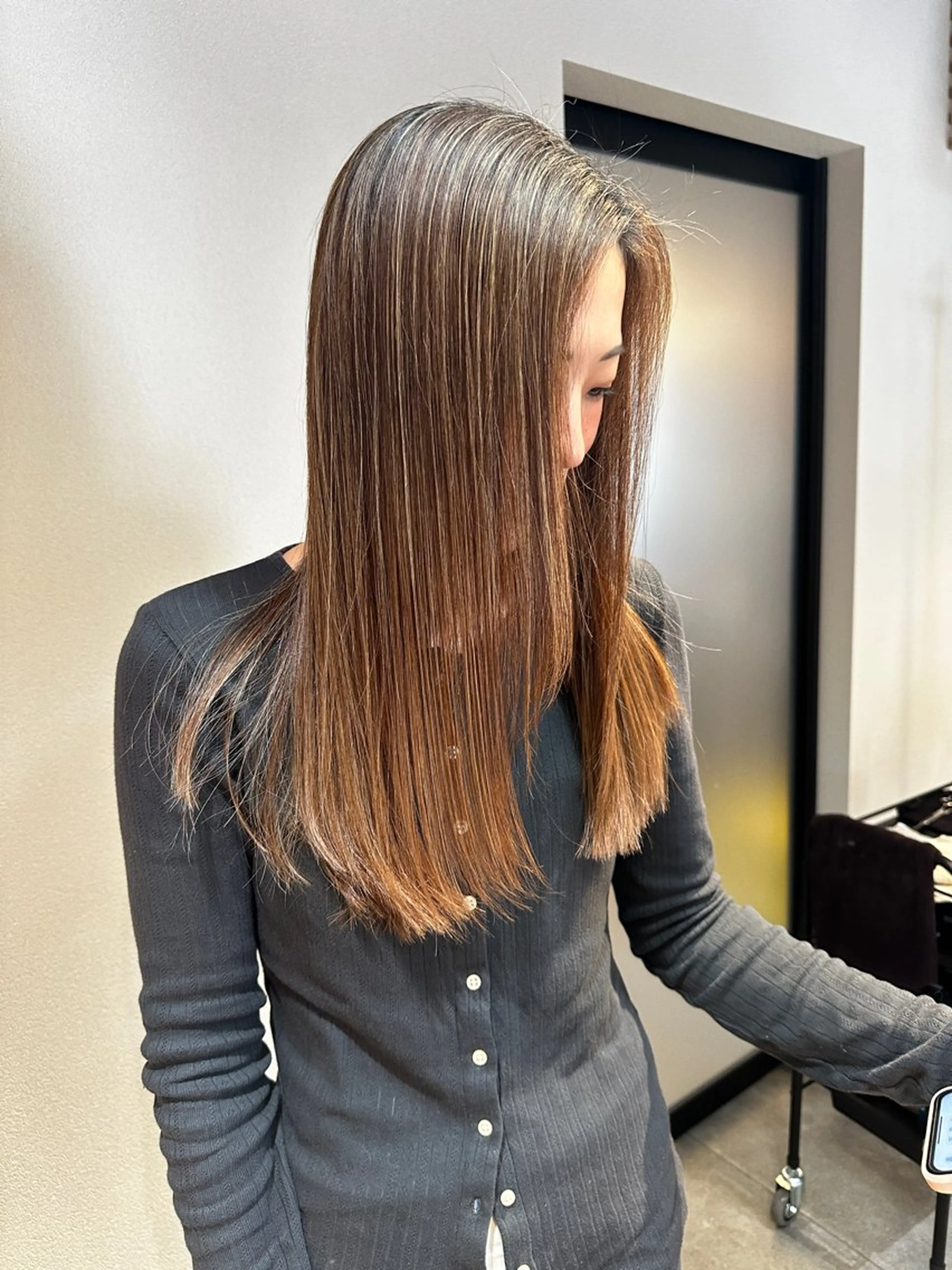 ロング カット ヘアカラー 服部 聖也のヘアスタイル