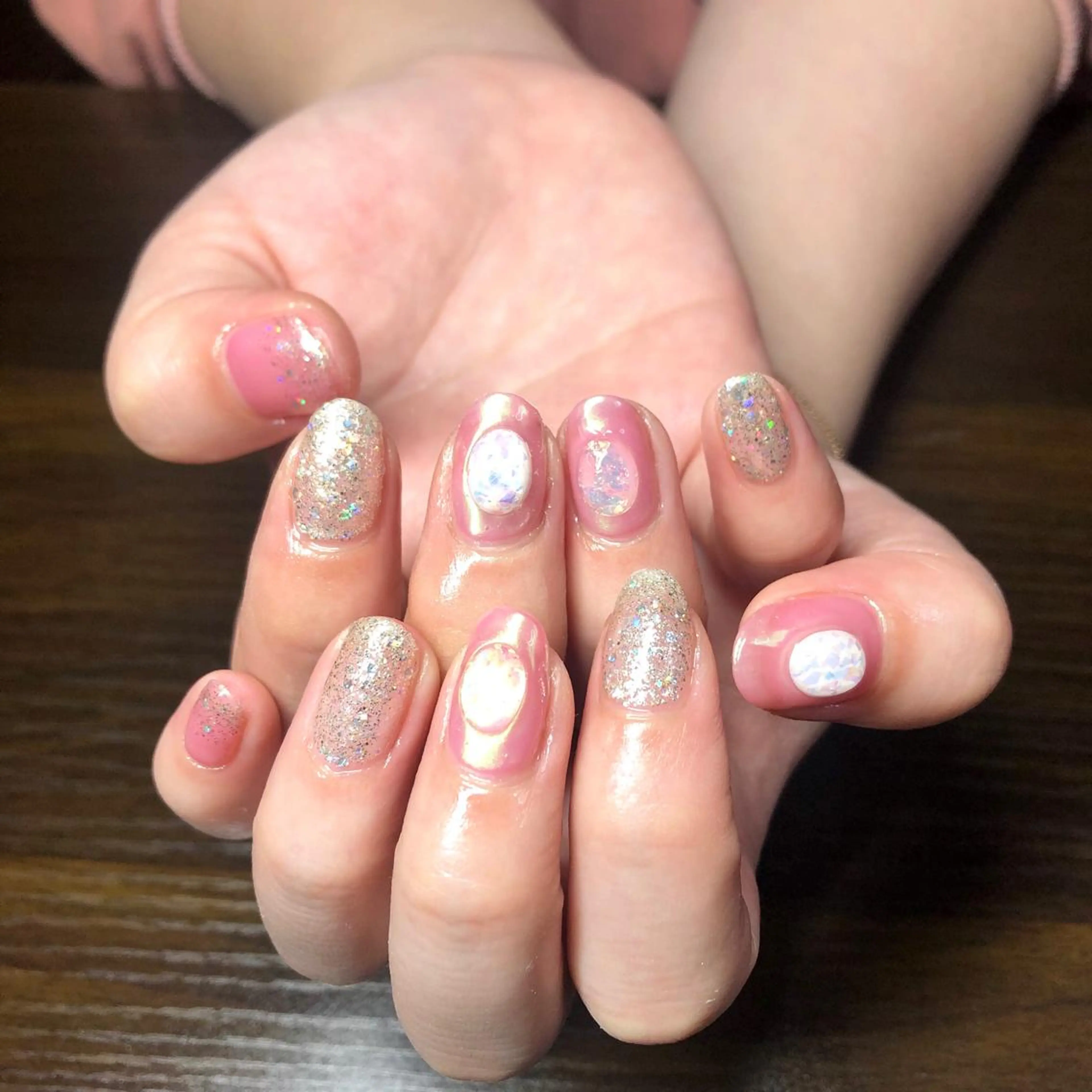 ネイル オーロラネイル ニュアンスネイル luana nailのネイルデザイン