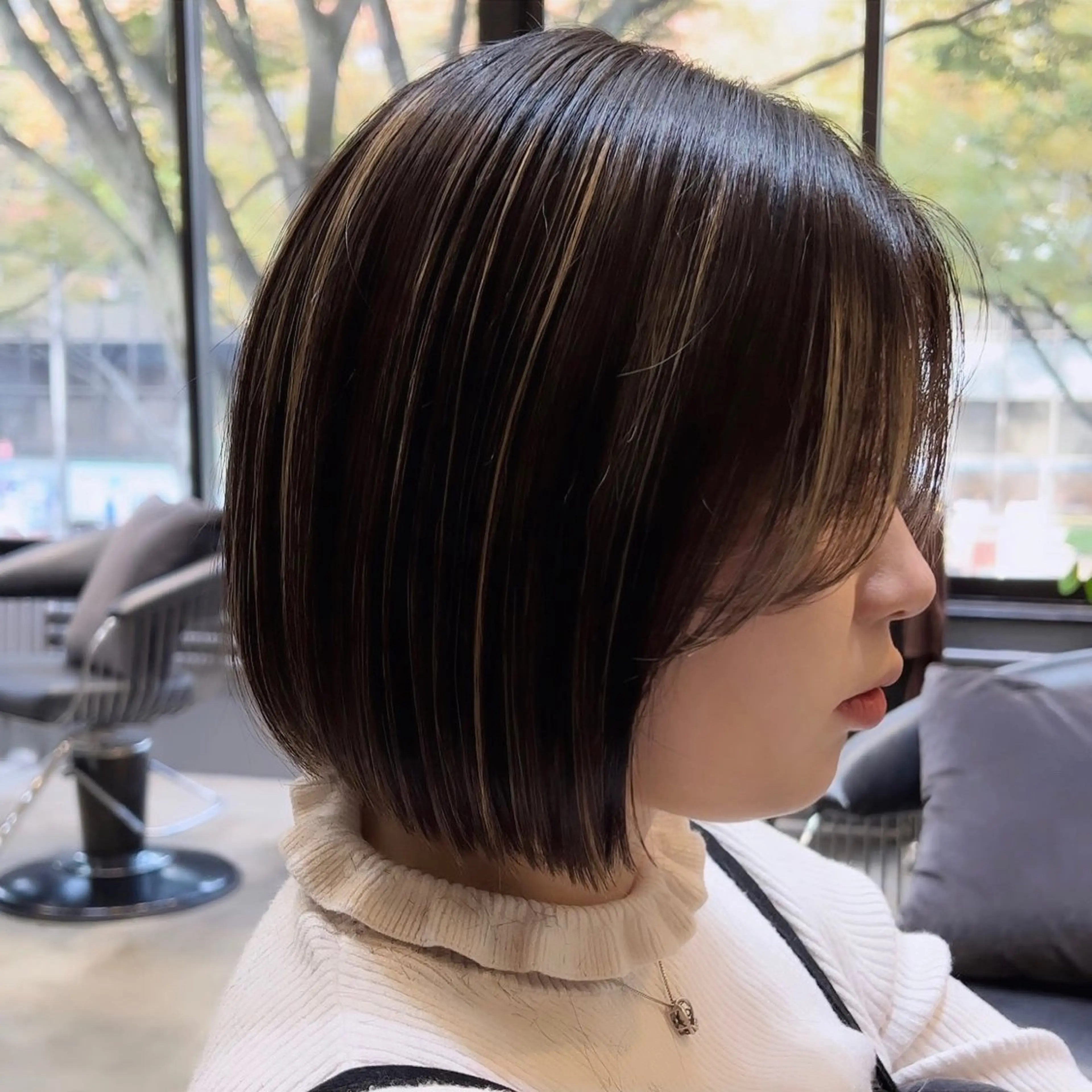 ショート 似合わせレイヤー・ボ ブ タナカ レイヤのヘアスタイル