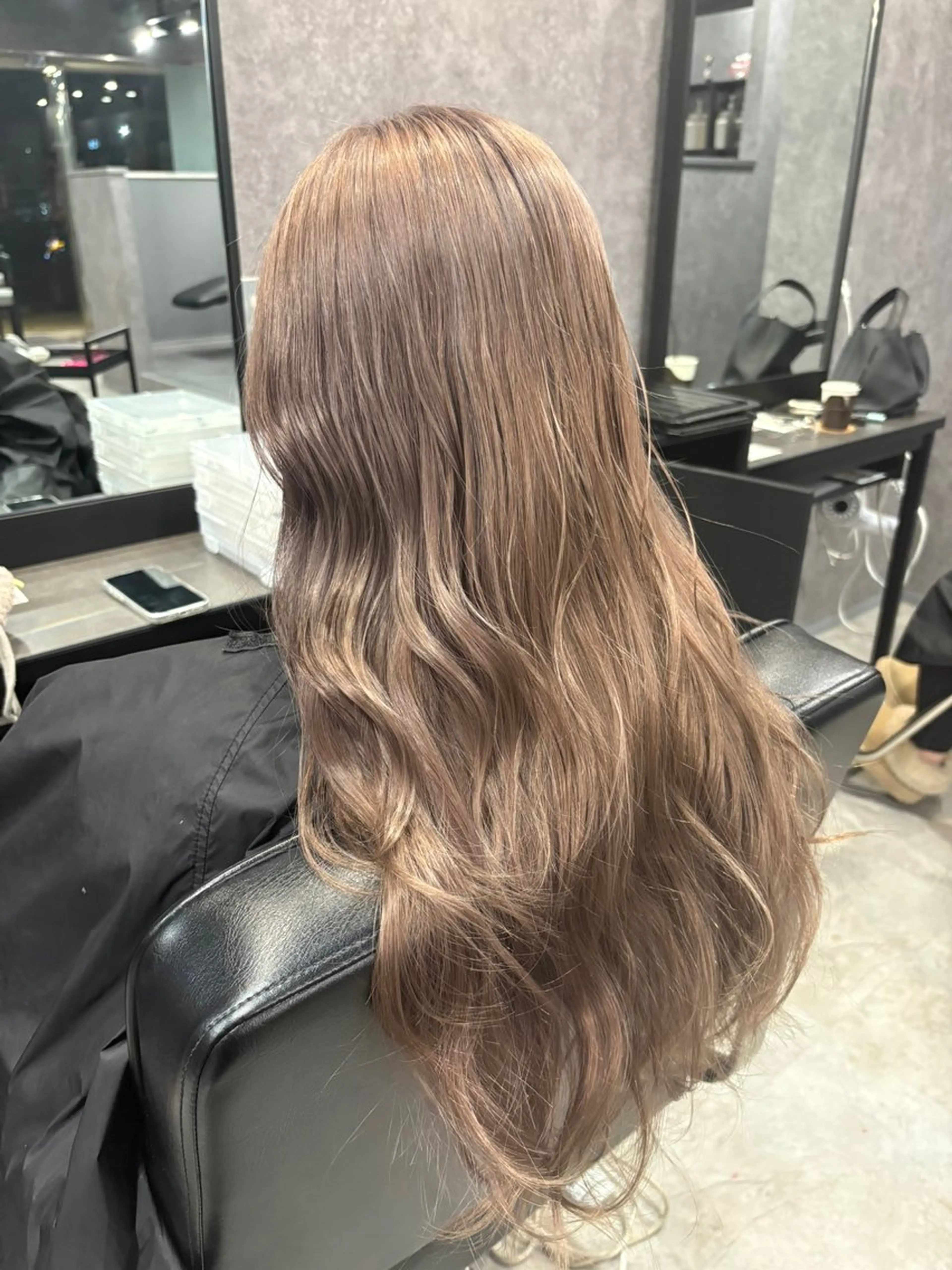 ロング トリートメント ヘアカラー ink mocaのヘアスタイル