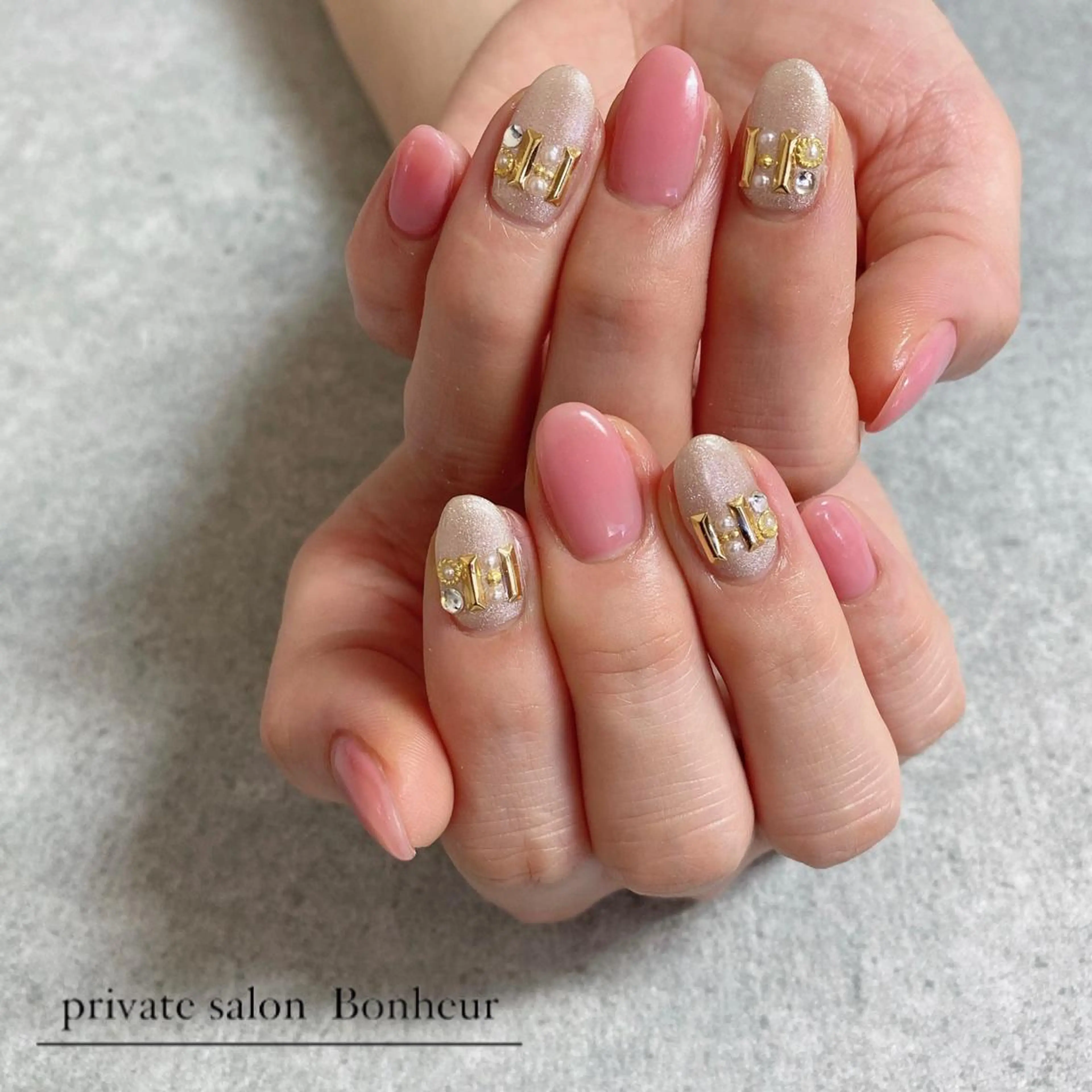 ネイル ハンドネイル BONHEUR Annaのネイルデザイン