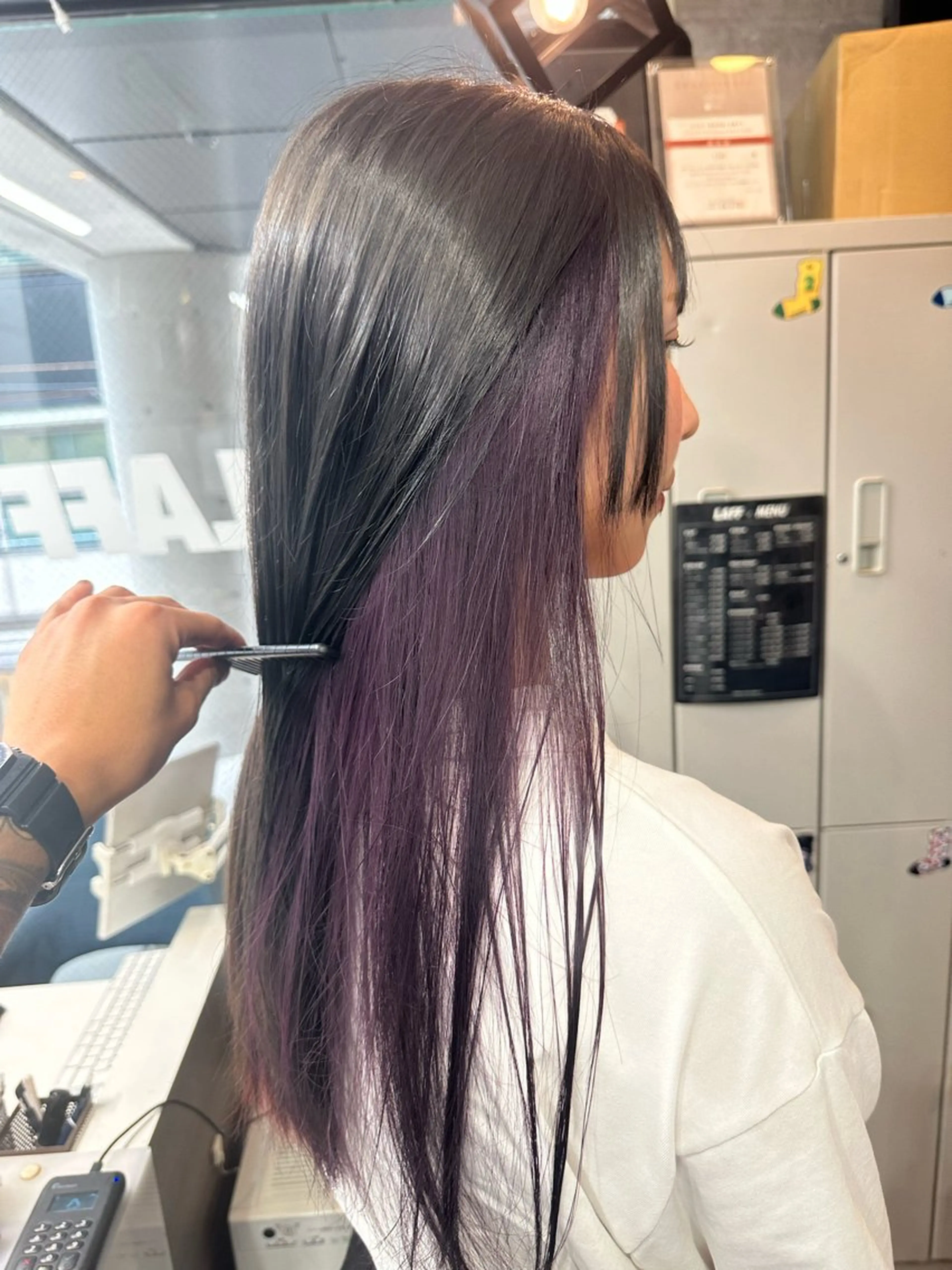 ロング カラー ブリーチ インナーカラー 剣太郎カットモデル 10㎝カット募集中のヘアスタイル