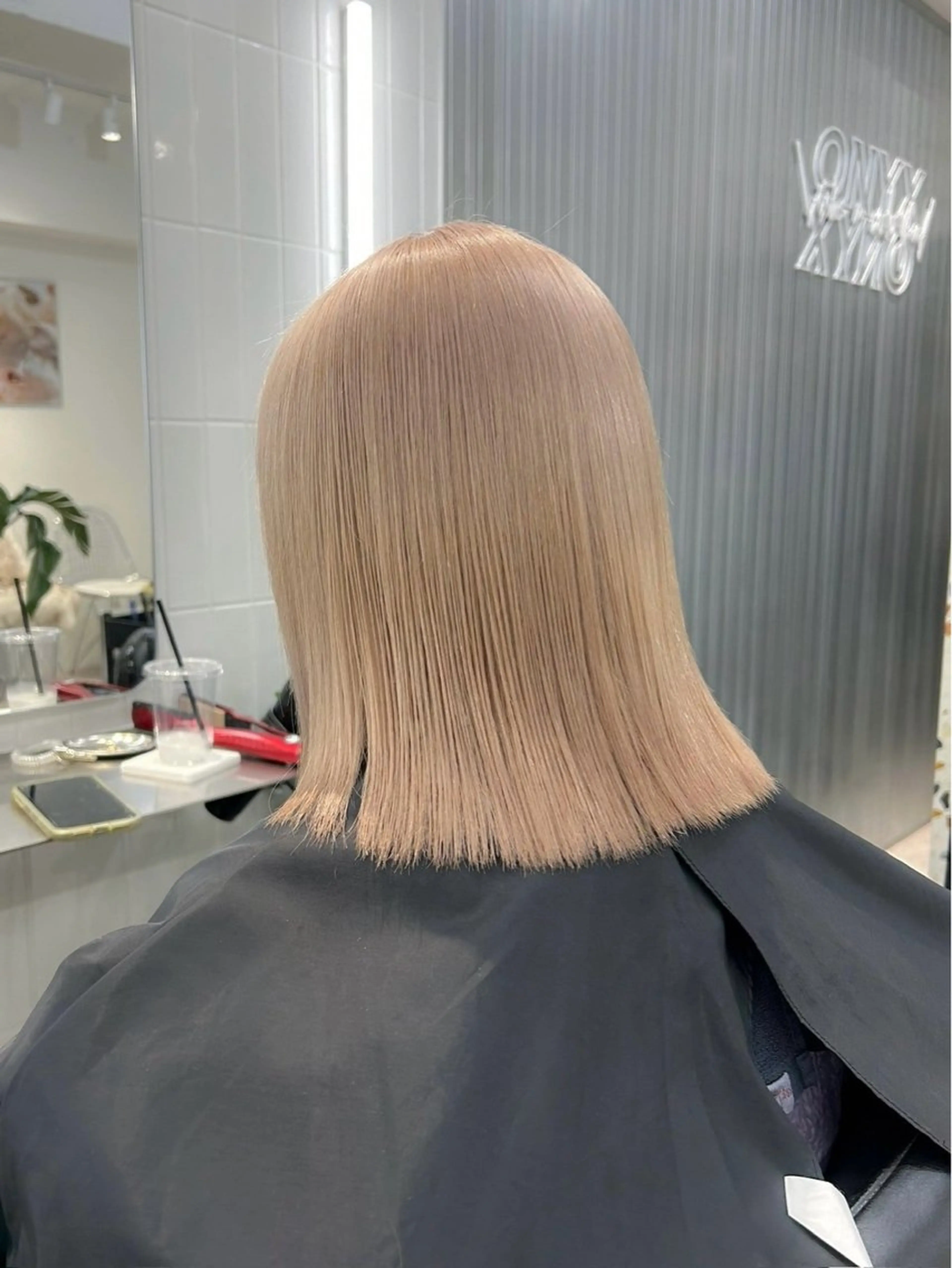 ミディアム 大人の海外ハイライト coconoのヘアスタイル