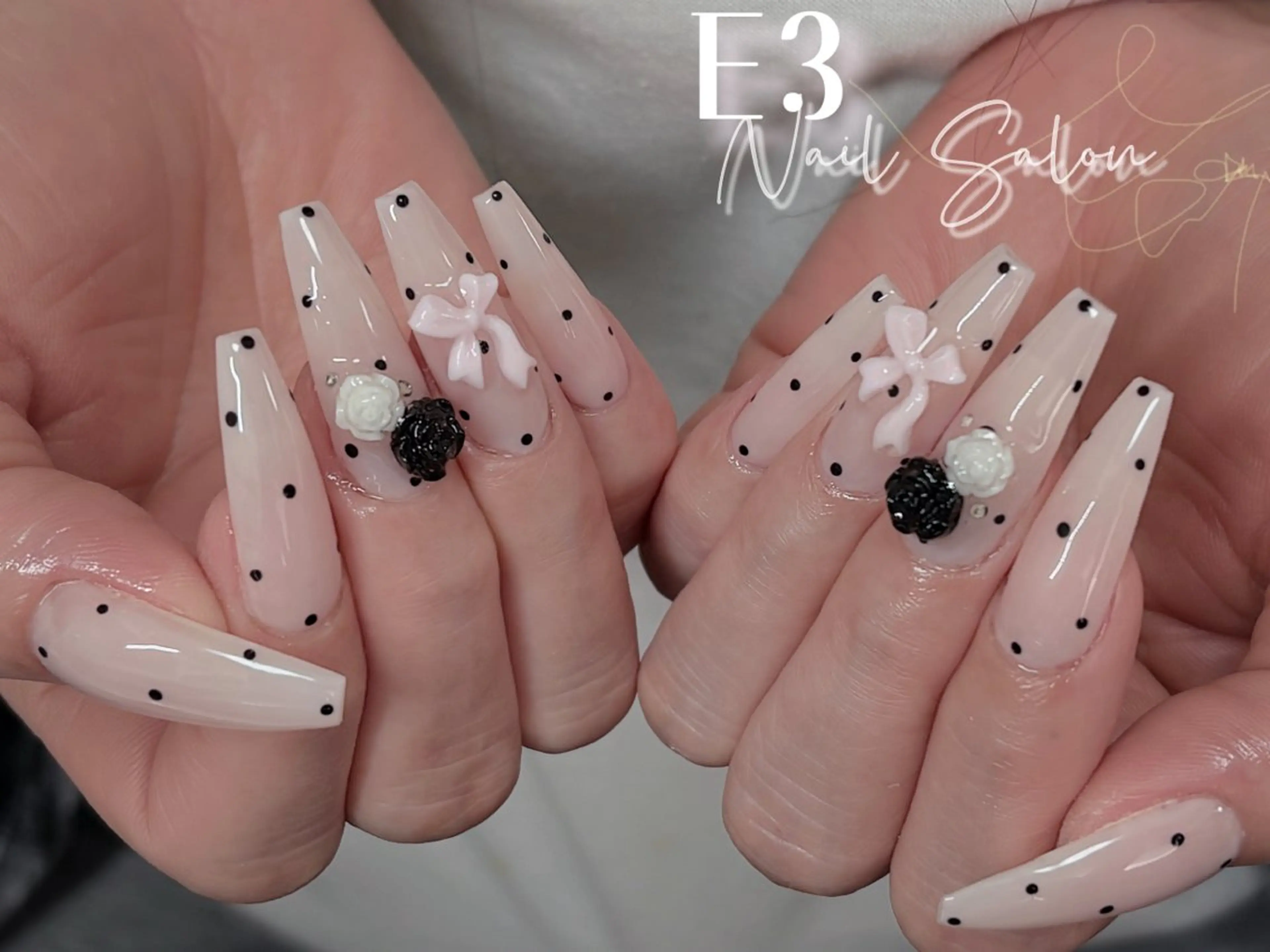 ネイル 桜ネイル フレンチネイル ジェルネイル ガラスフレンチ グラデーション ハンドネイル E3 Nail Salonのネイルデザイン
