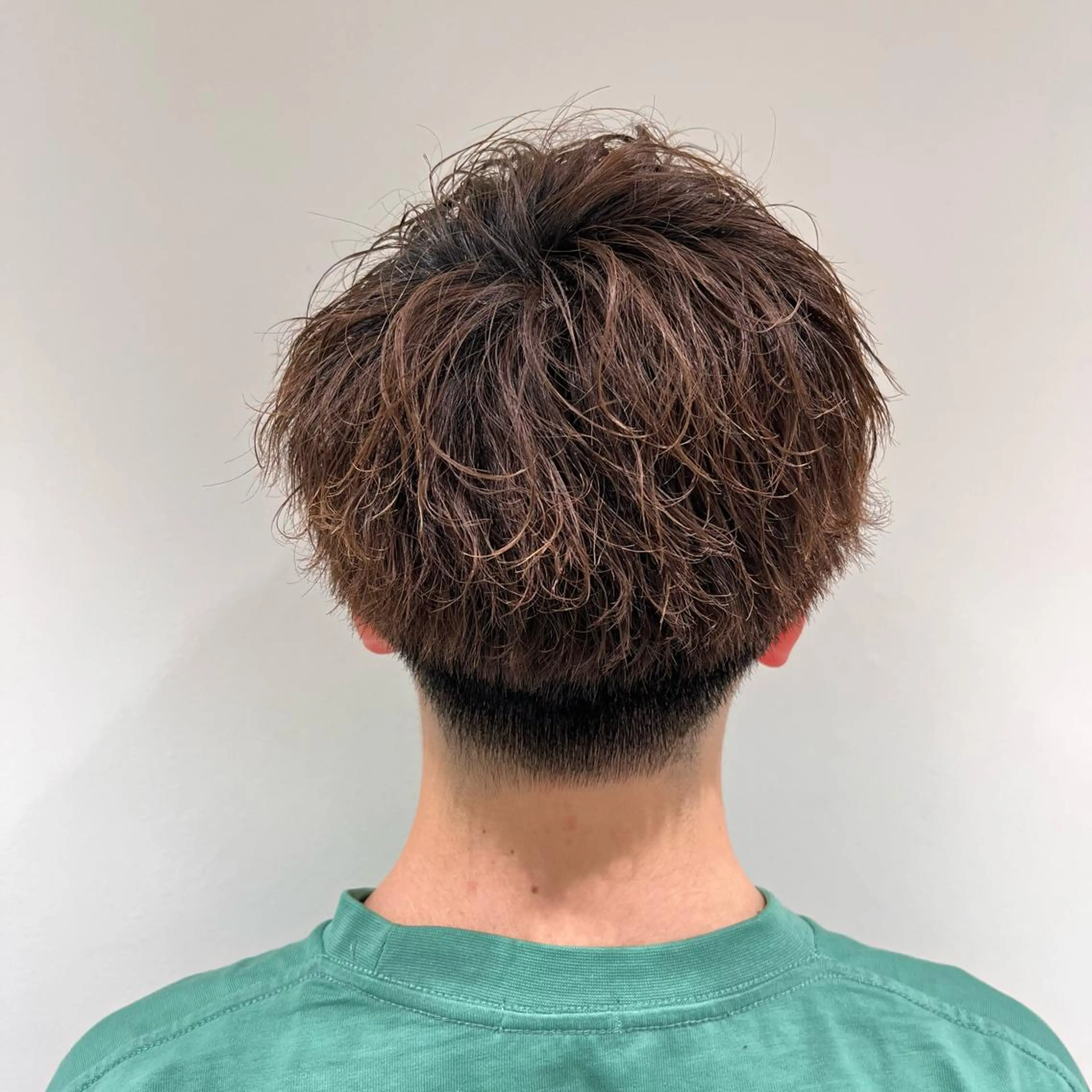 ショート パーマ メンズ メンズパーマ 波巻きパーマ カット パーマ トリートメント 【メンズ縮毛矯正/ Ryokaのヘアスタイル