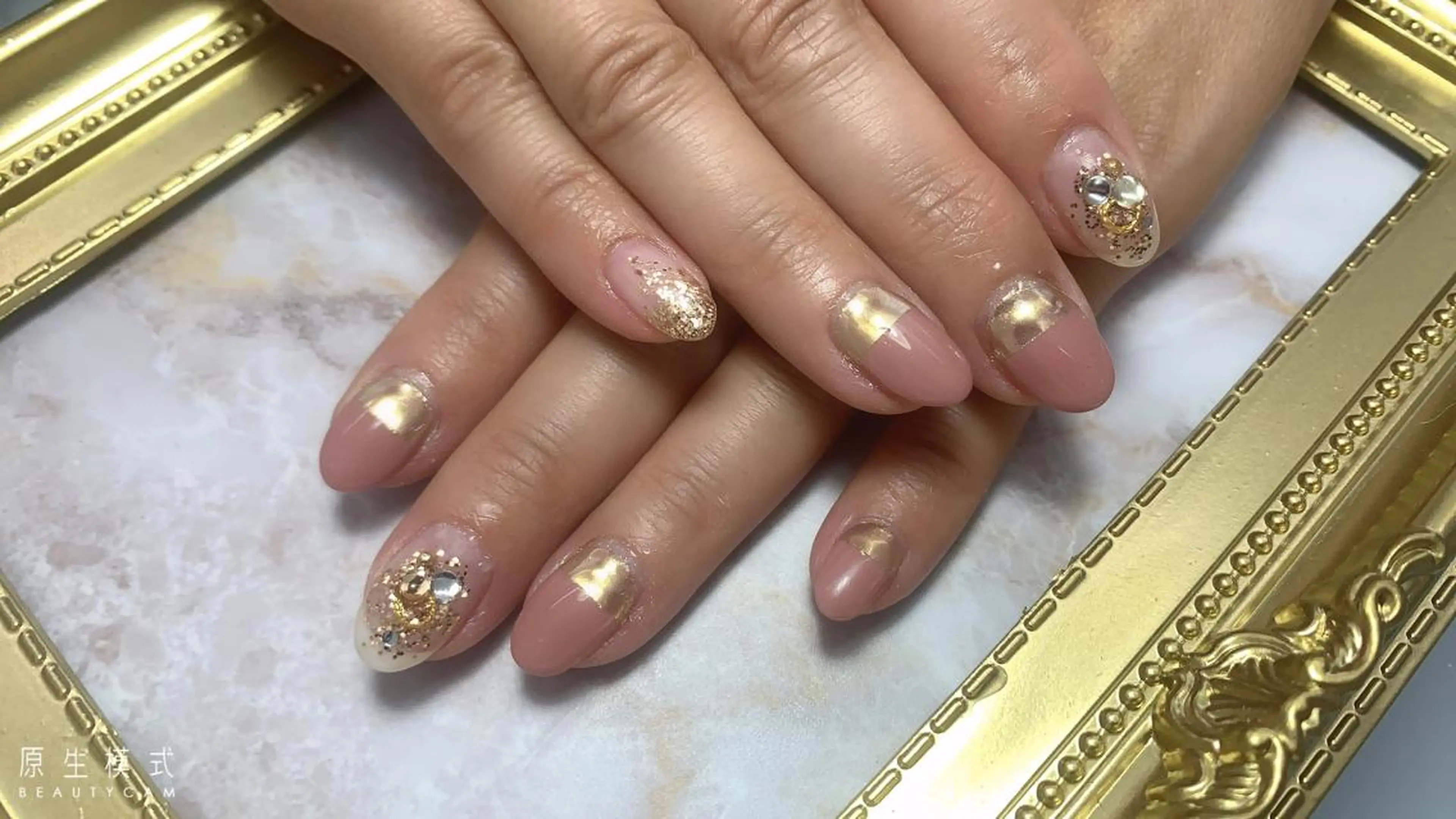 ネイル ラメ(グリッター) ミラーネイル 春ネイル 夏ネイル Lilas Nailのネイルデザイン