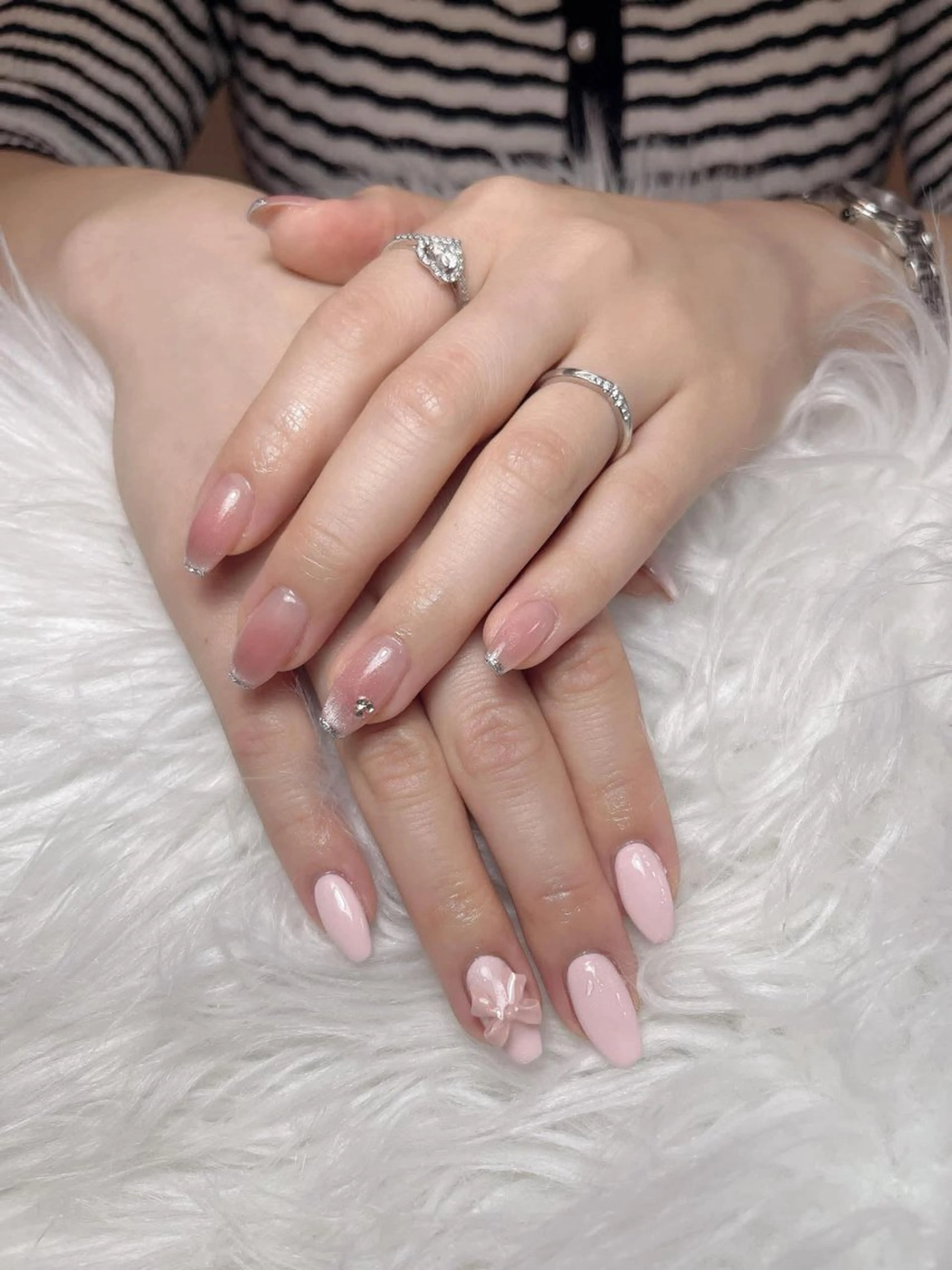 ネイル チークネイル フットネイル フレンチネイル ジェルネイル キラキラネイル ハンドネイル sorako nailのネイルデザイン