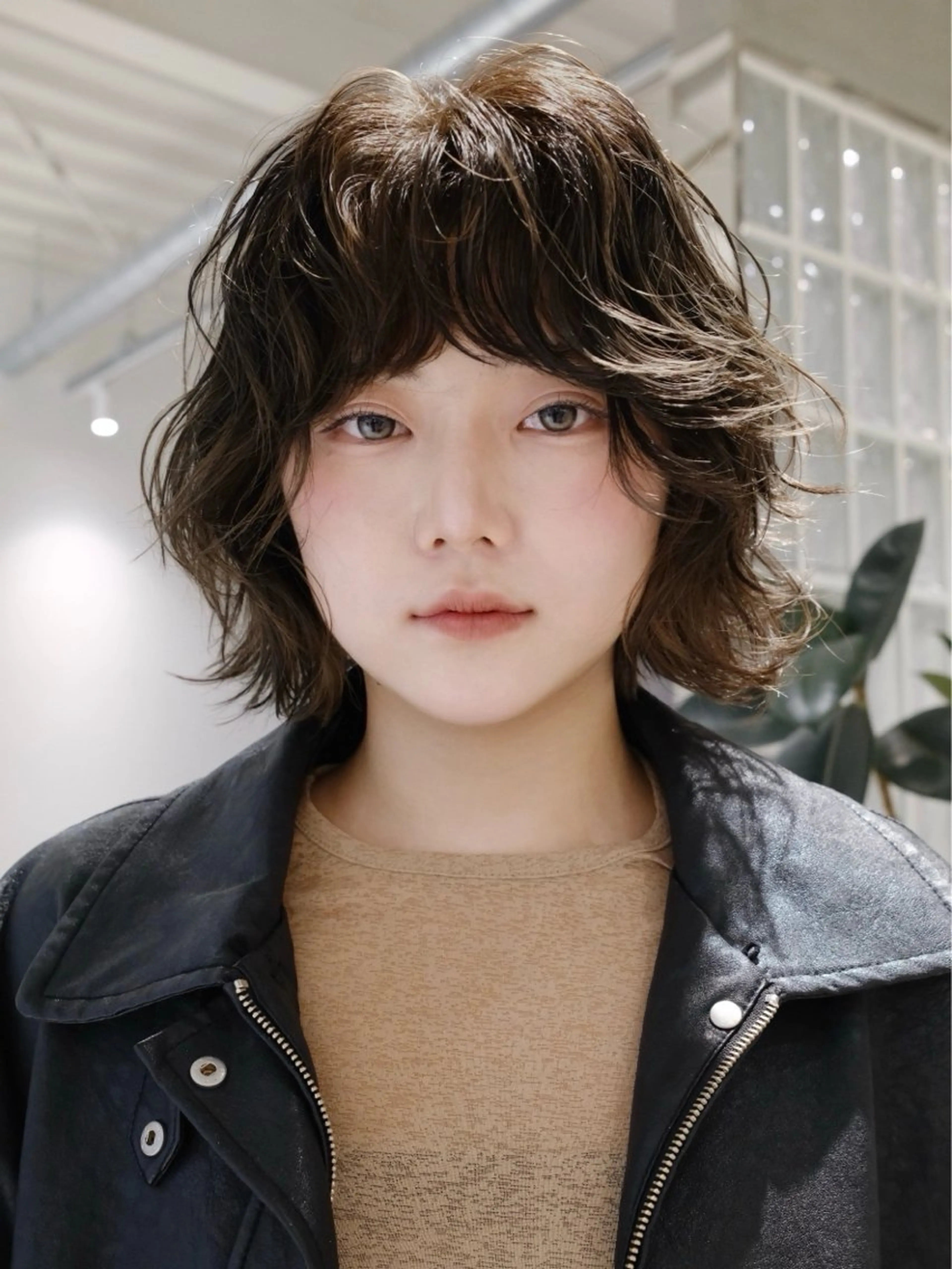 ミディアム レディース／メンズ パーマ特化／内山遥斗のヘアスタイル