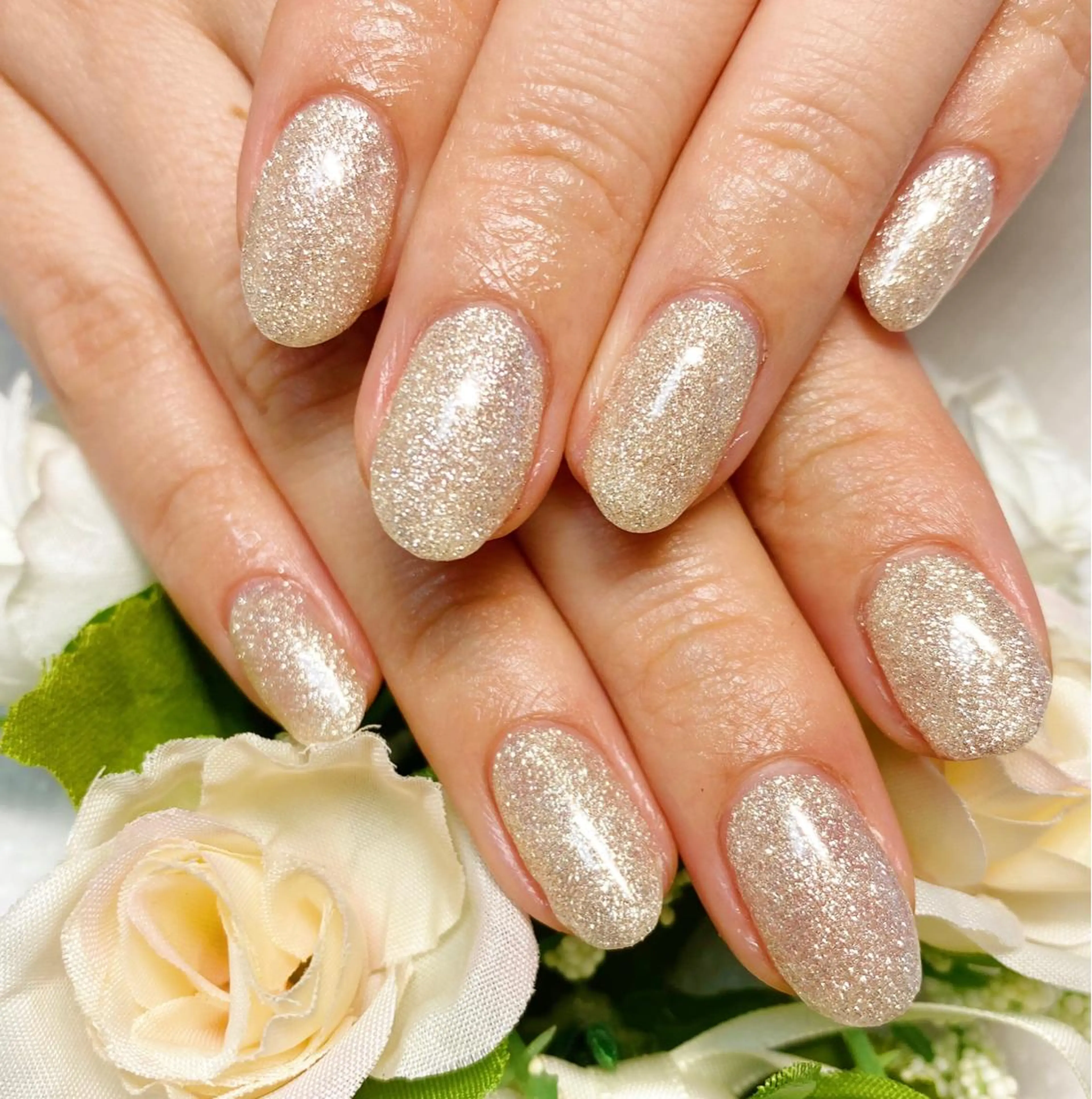 ネイル ゴールド ラメ(グリッター) ワンカラーネイル シルバー プティリボン 武蔵小金井店のネイルデザイン