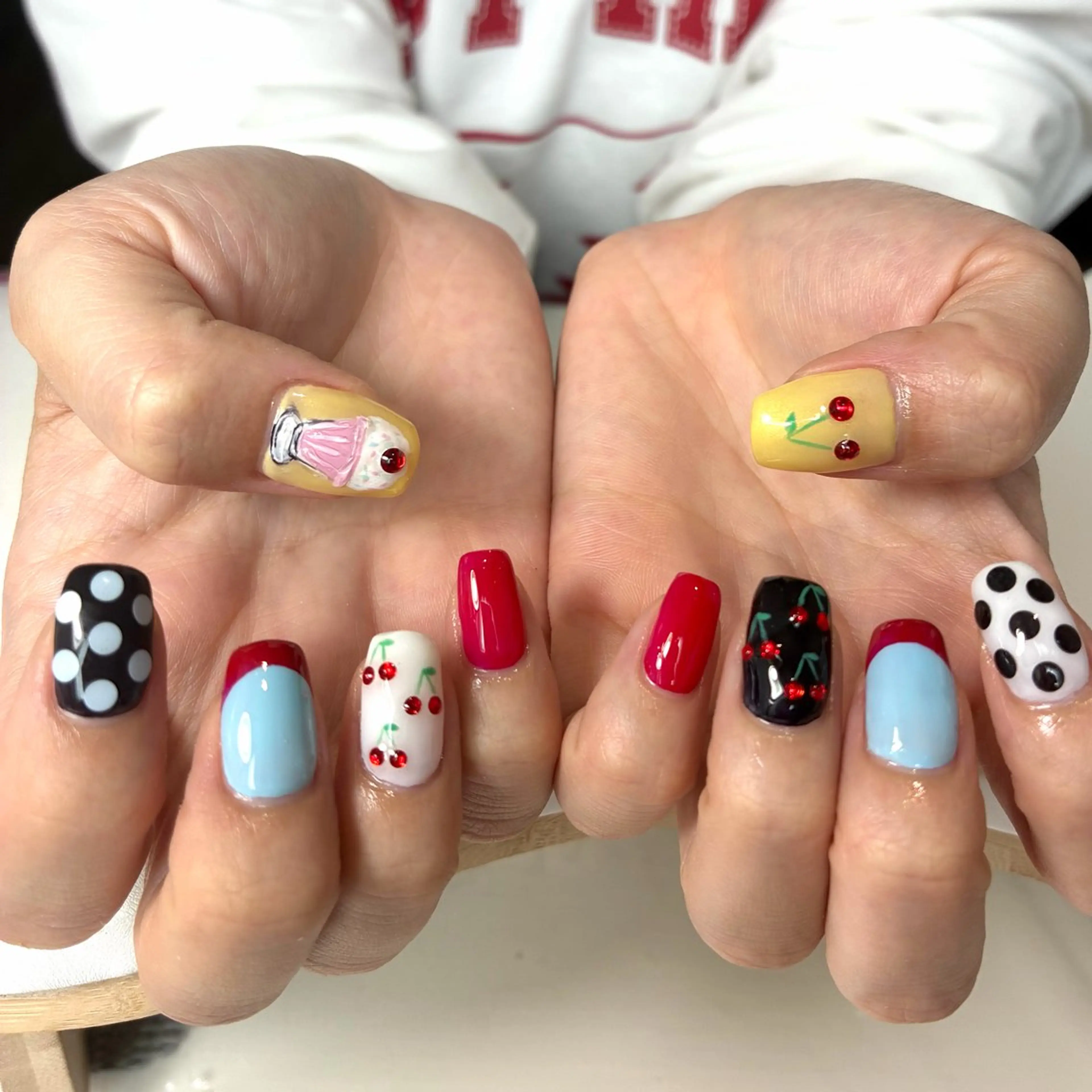 ネイル 持ち込み milimili アンナのネイルデザイン