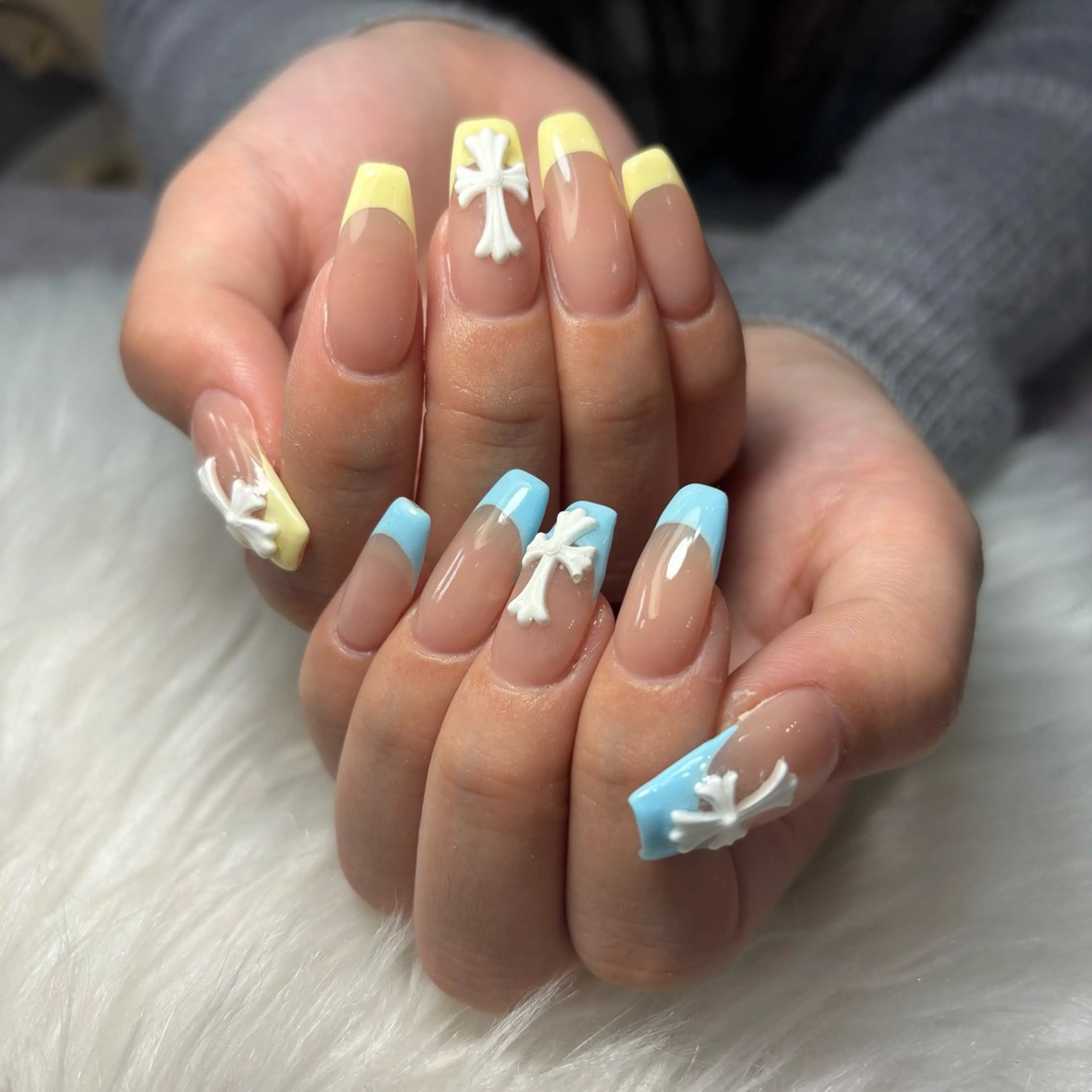 ネイル フレンチネイル ハンドネイル ハンドケア makananail anjyuのネイルデザイン