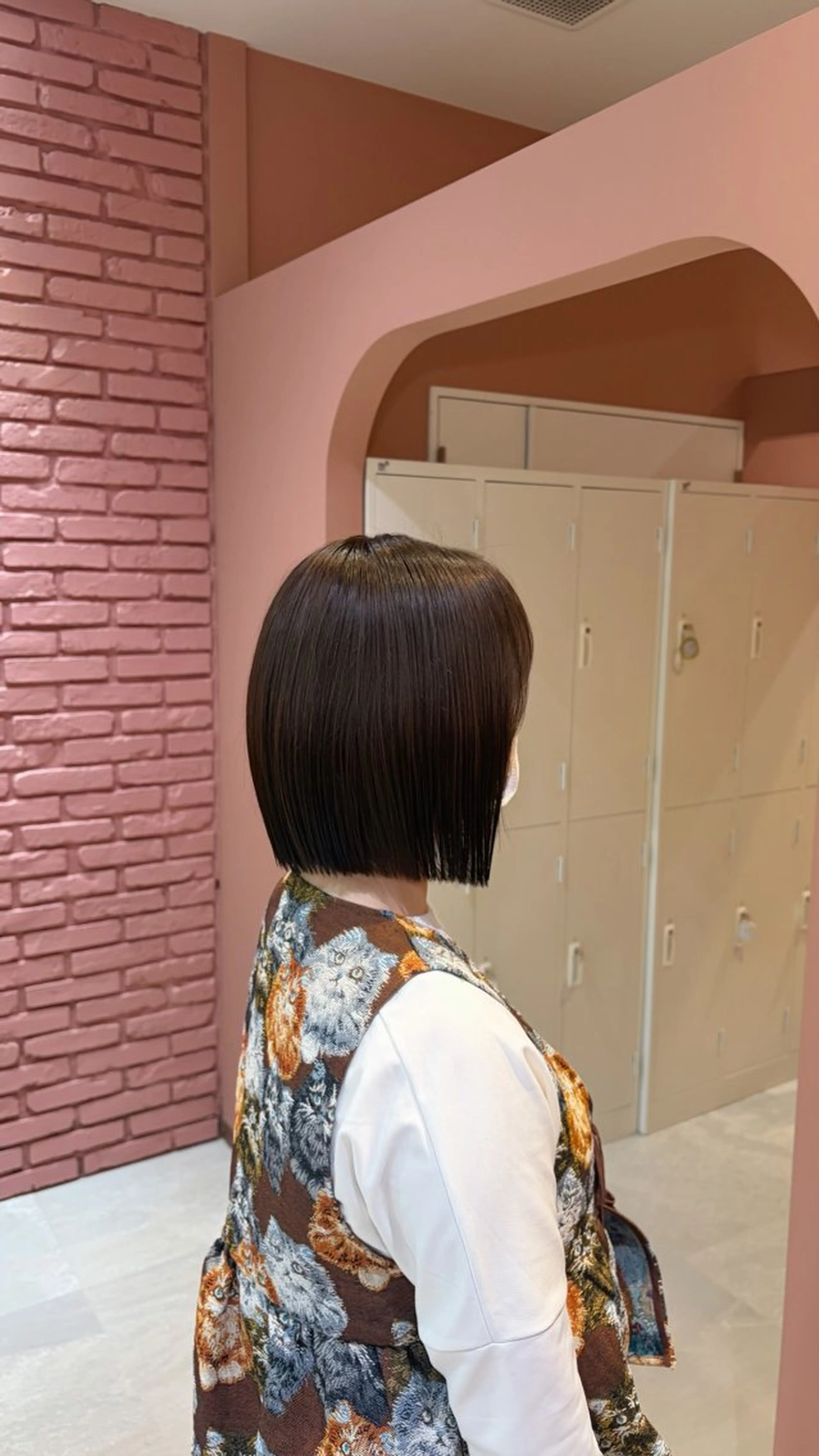 ショート カラー ボブ カット ヘアカラー 聖菜/ hina /レイヤー/艶カラーのヘアスタイル