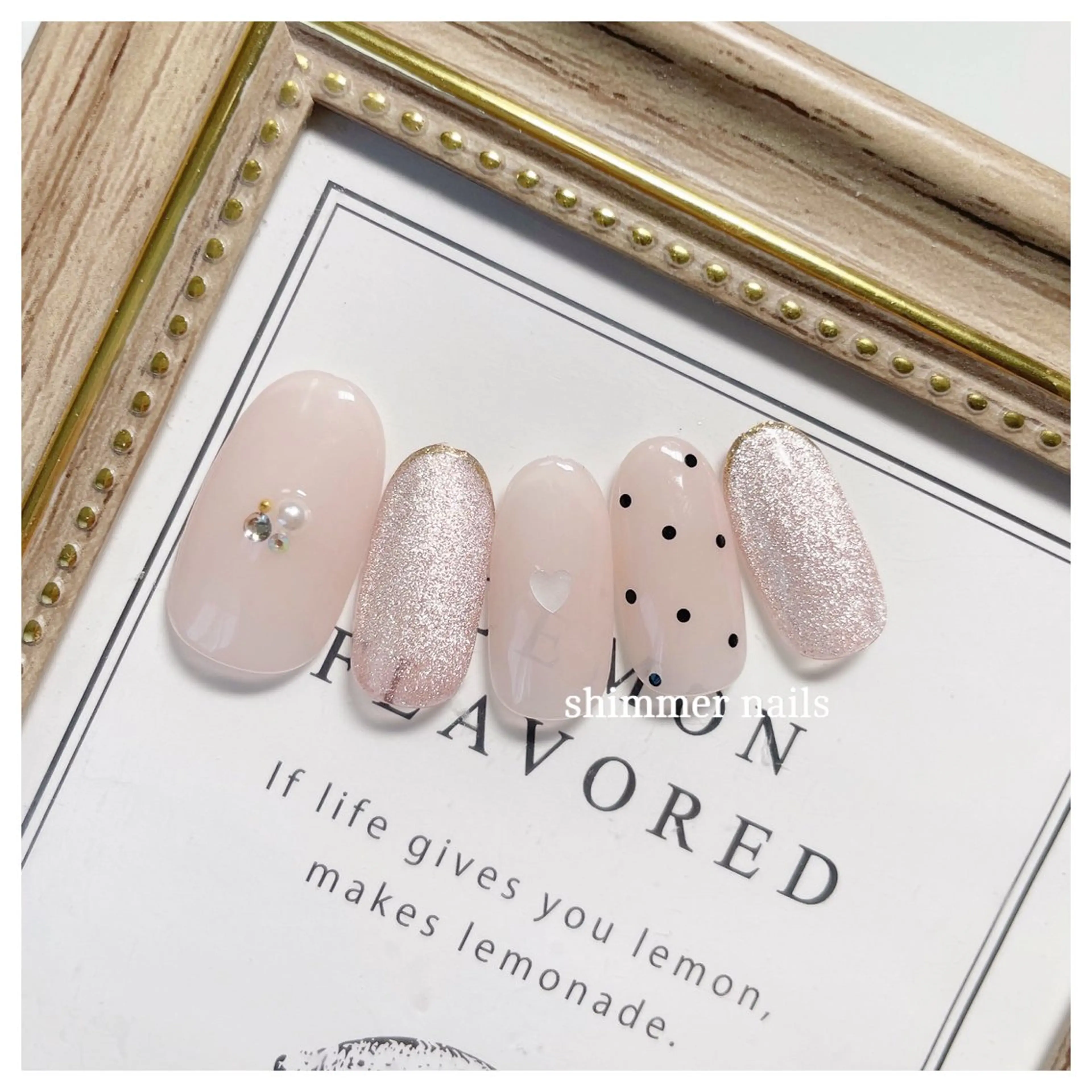 ネイル ドット ピンク ハンドネイル shimmer nailsのネイルデザイン